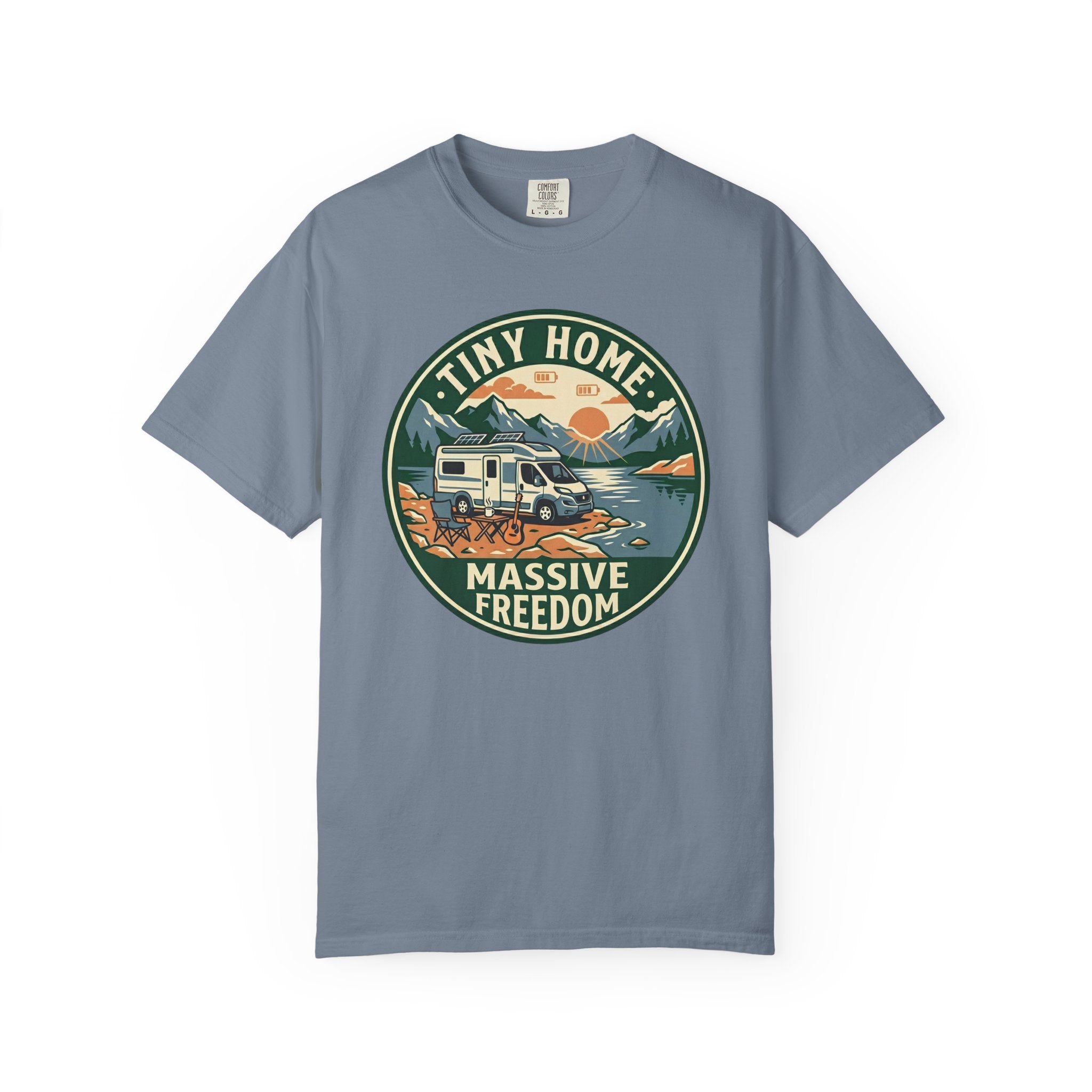 Tiny Home Massive Freedom - T-Shirt