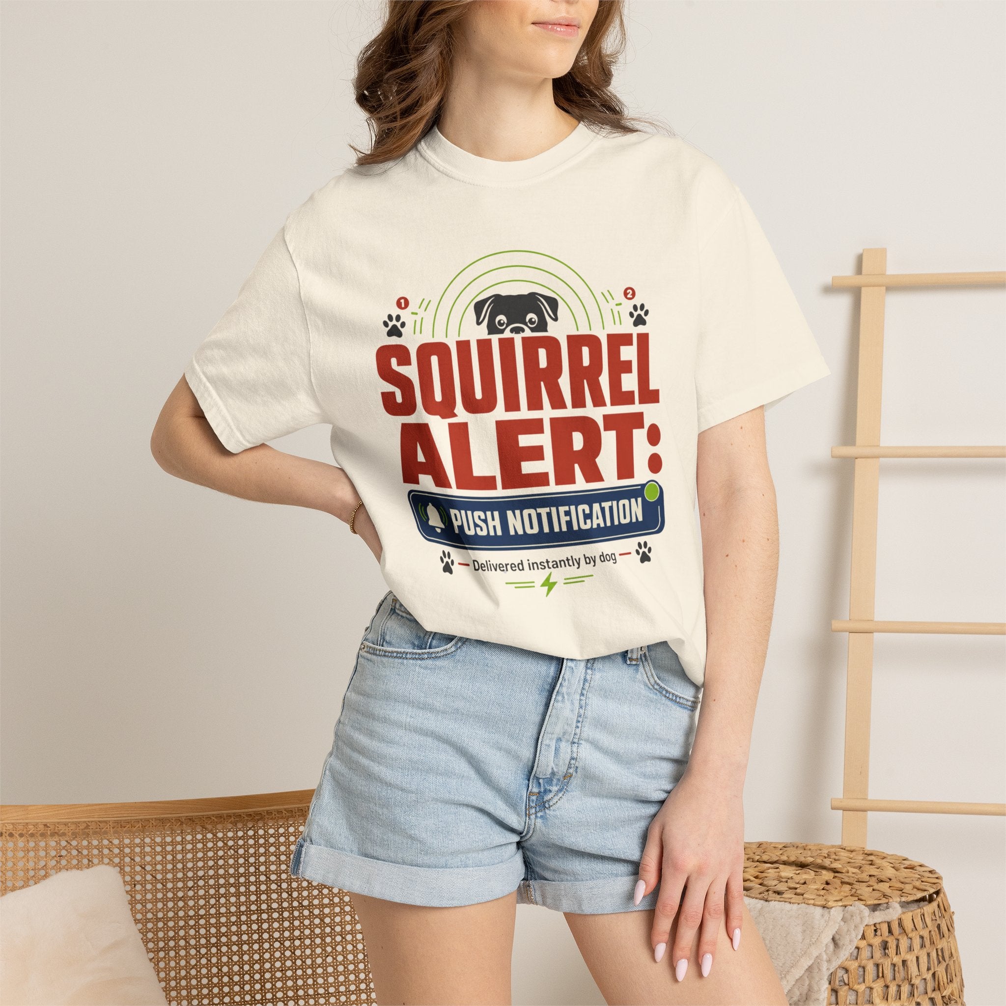 Squirrel Alert Push Notification - T-Shirt