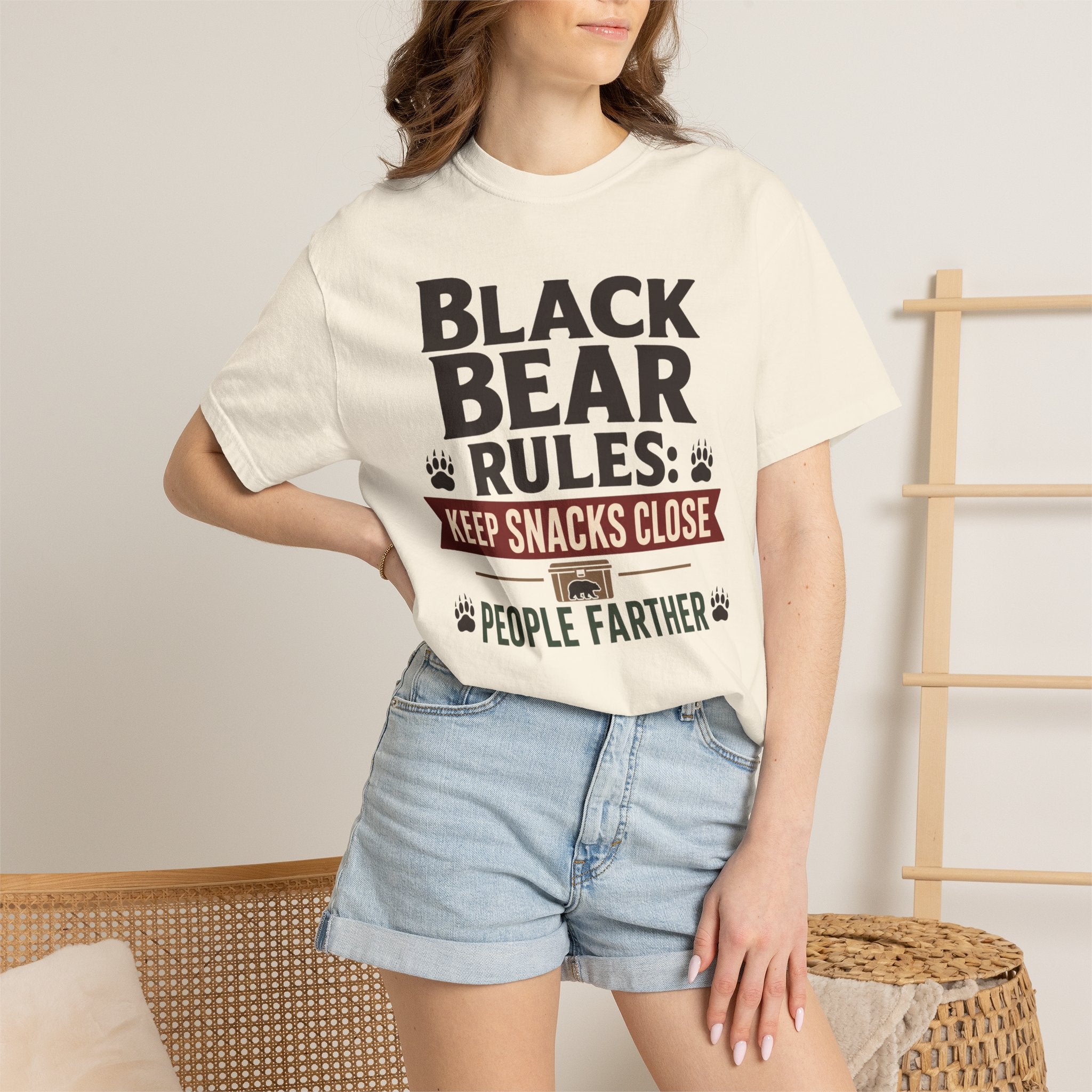 Black Bear Rules Keep Snacks Close People Farther - T-Shirt