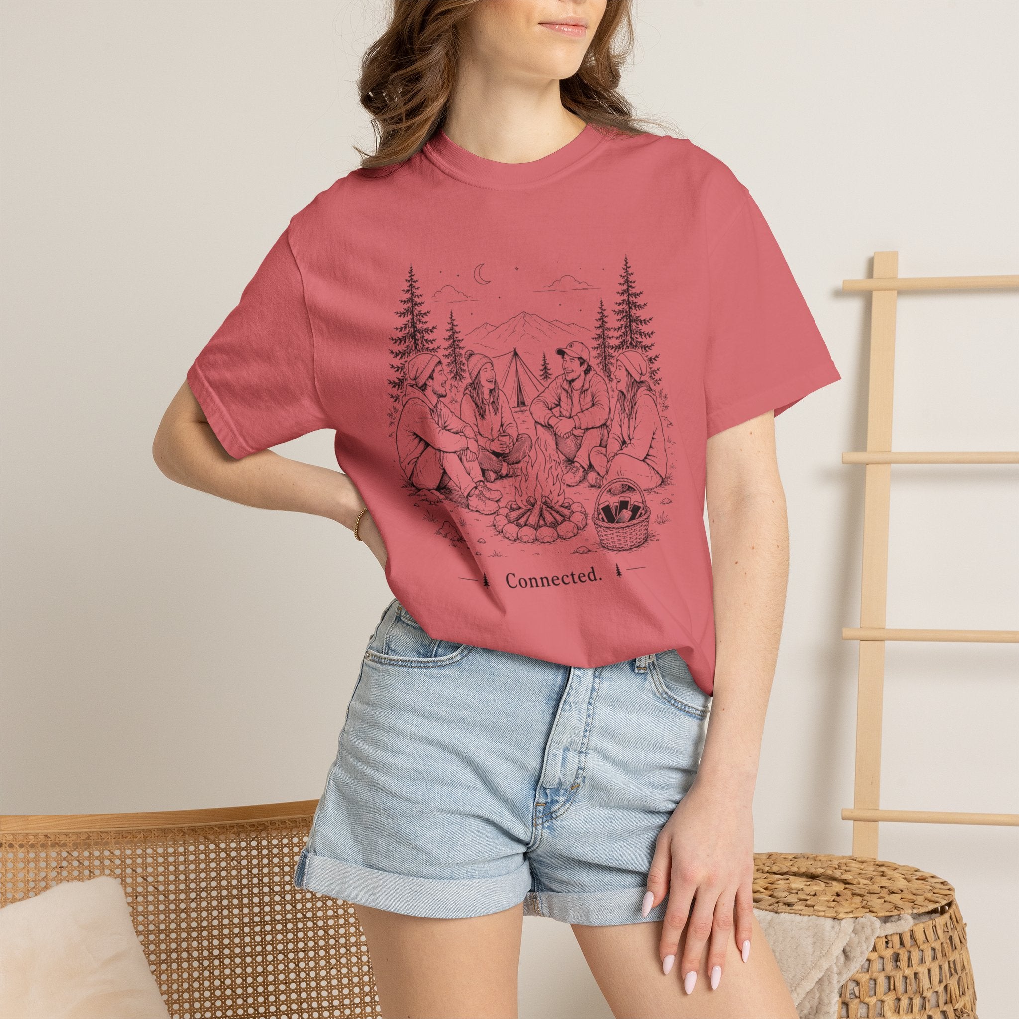 Connected - T-Shirt