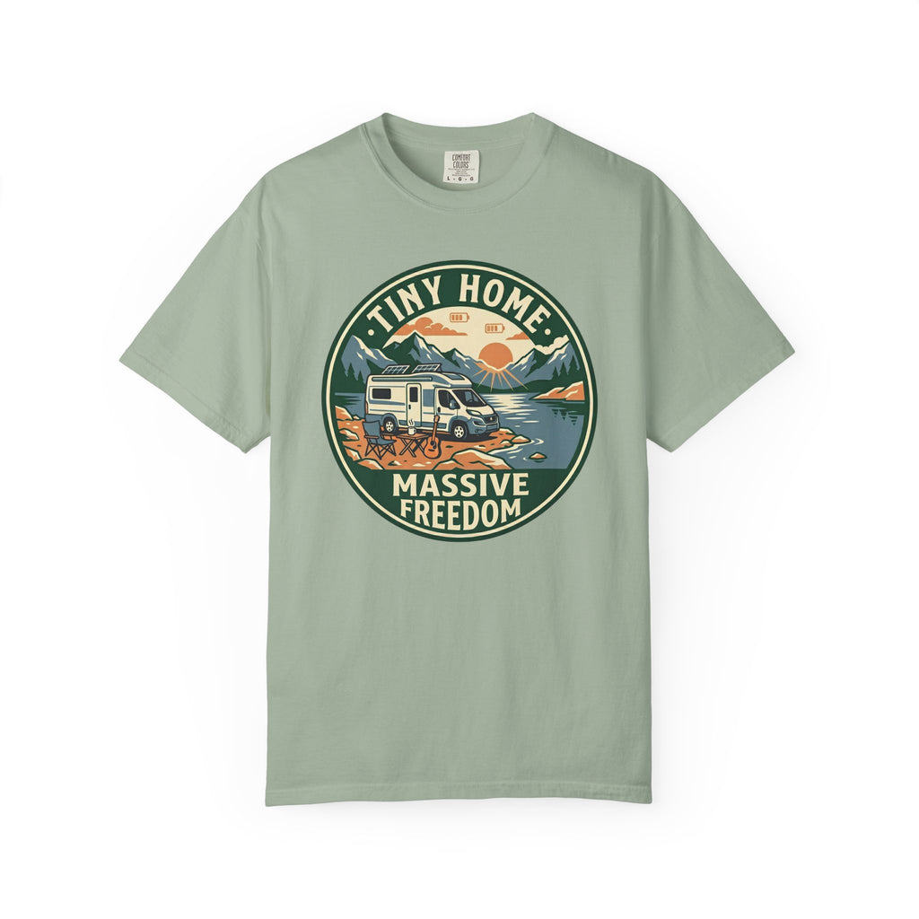 Tiny Home Massive Freedom - T-Shirt