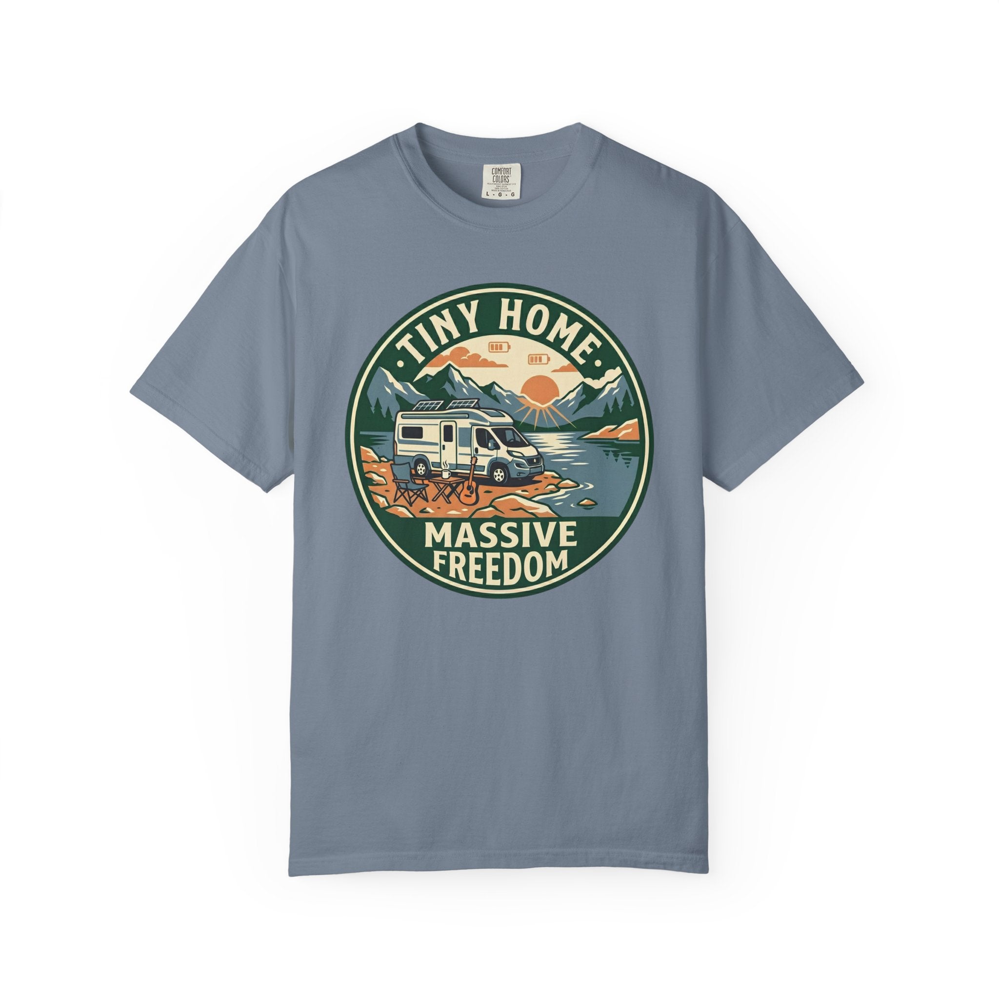 Tiny Home Massive Freedom - T-Shirt