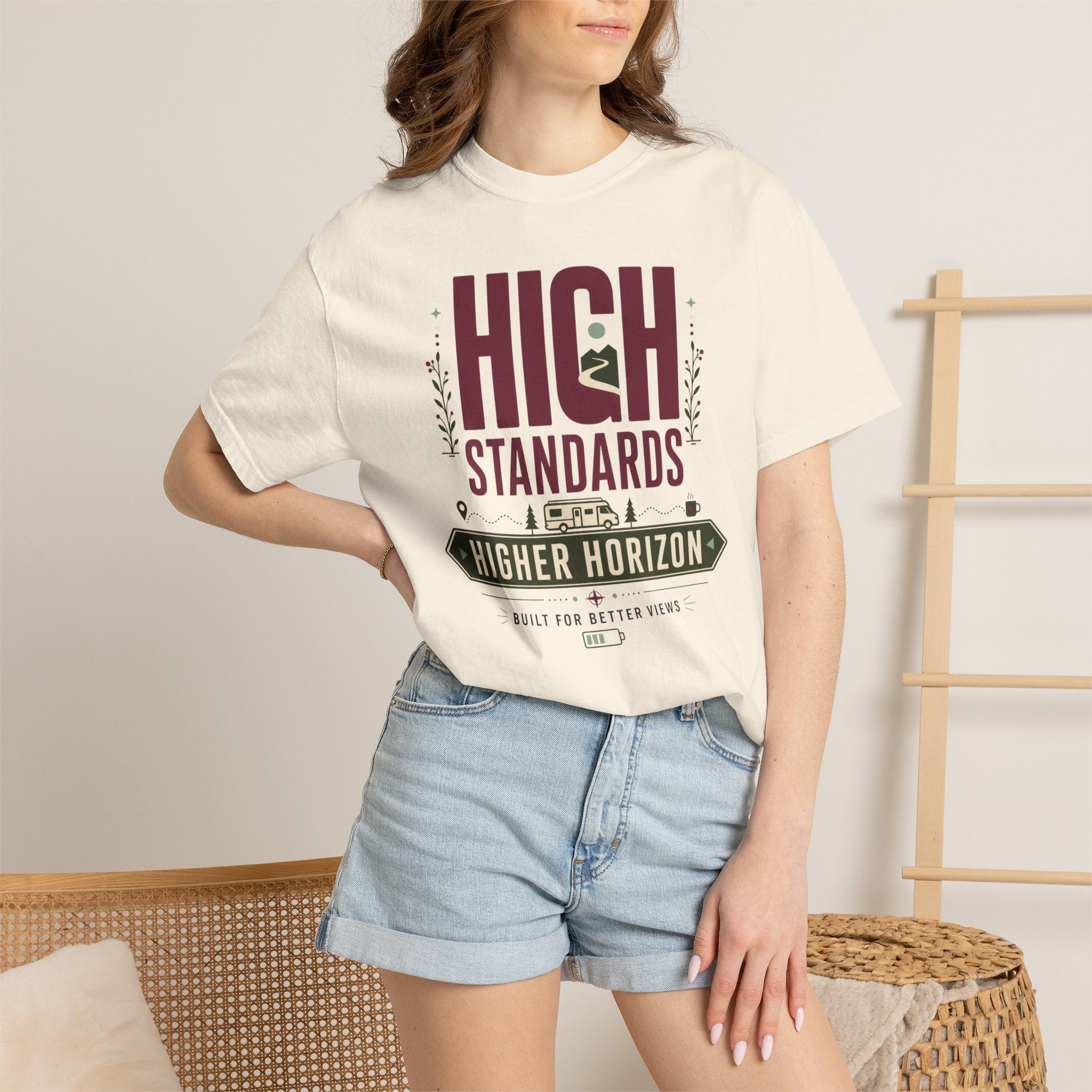 High Standards Higher Horizon - T-Shirt