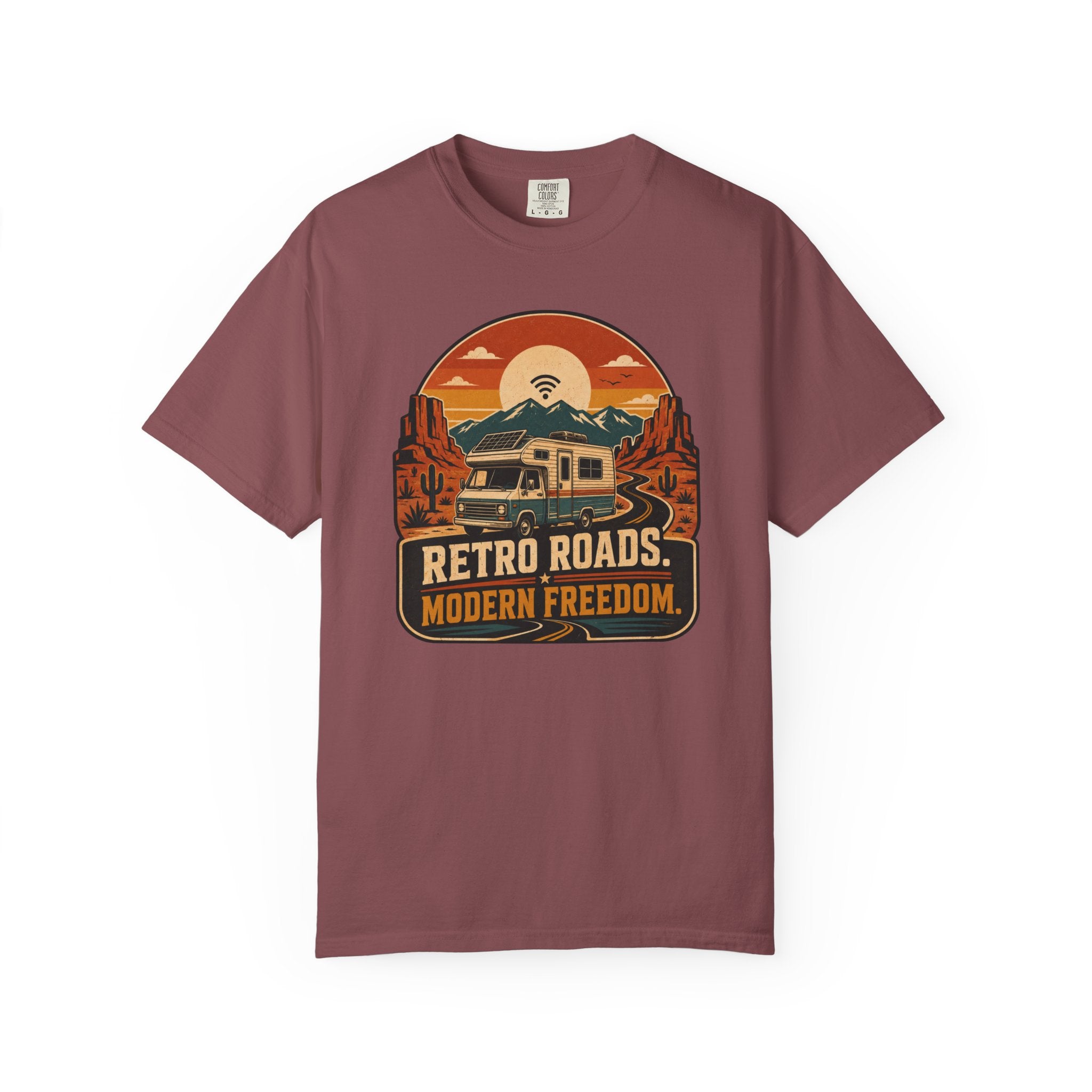 Retro Roads Modern Freedom - T-Shirt