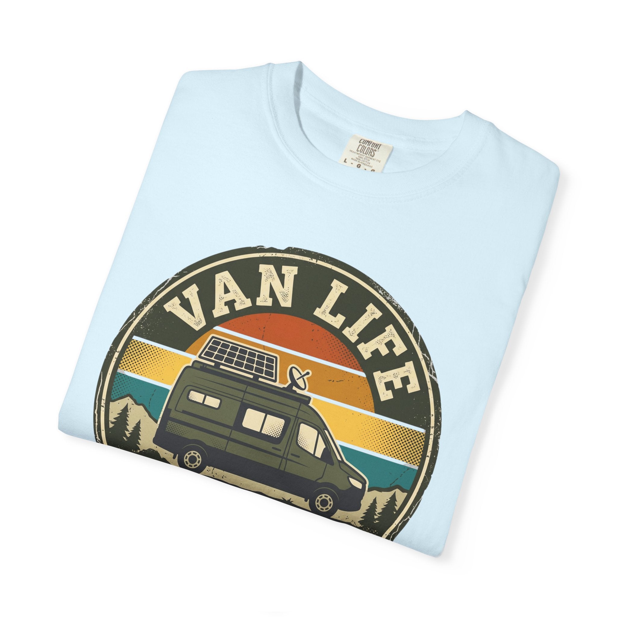 Van Life Offgrid And Fully Synced - T-Shirt