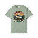Van Life Offgrid And Fully Synced - T-Shirt