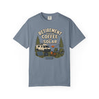 Retirement Runs On Coffee And Solar - T-Shirt