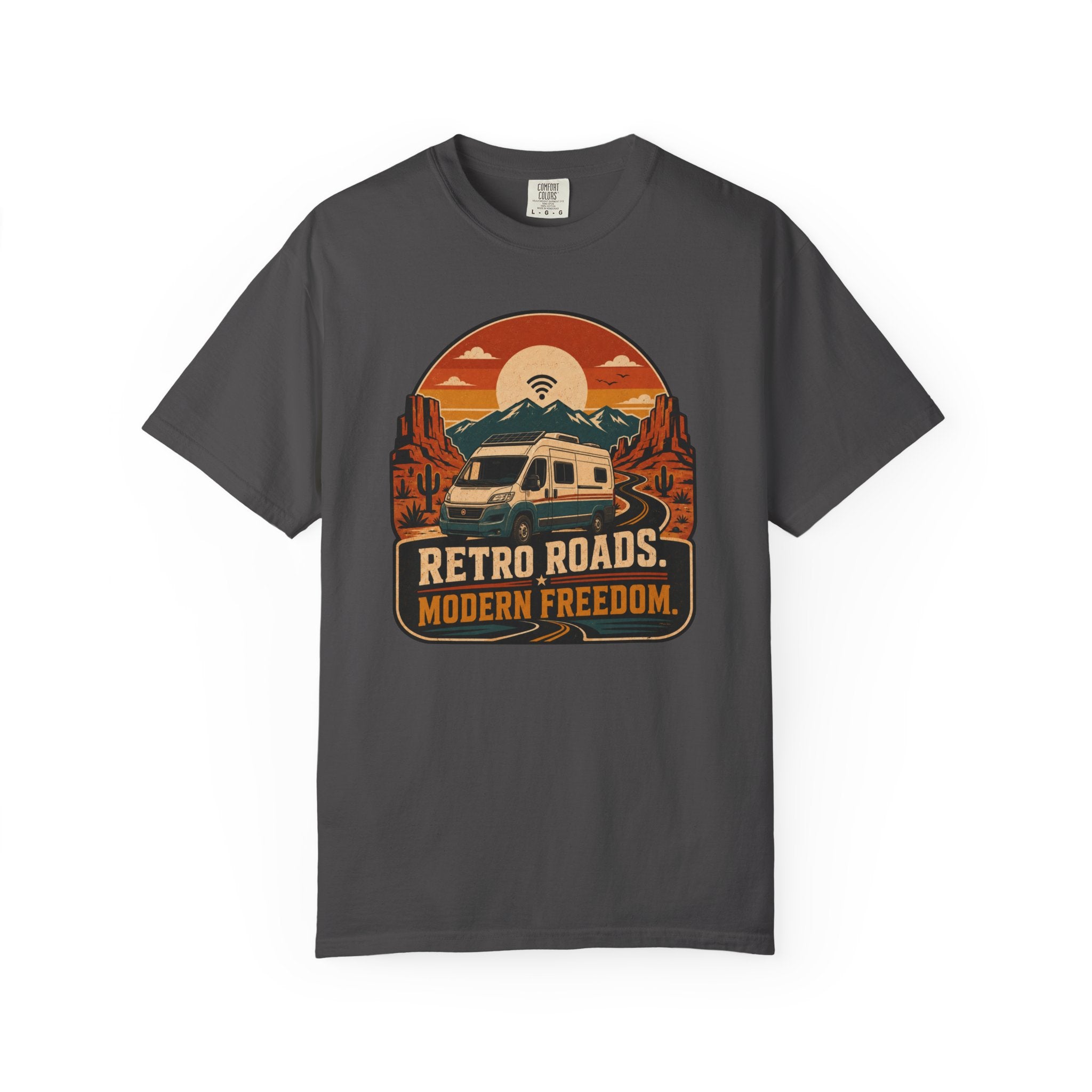 Retro Roads Modern Freedom - T-Shirt