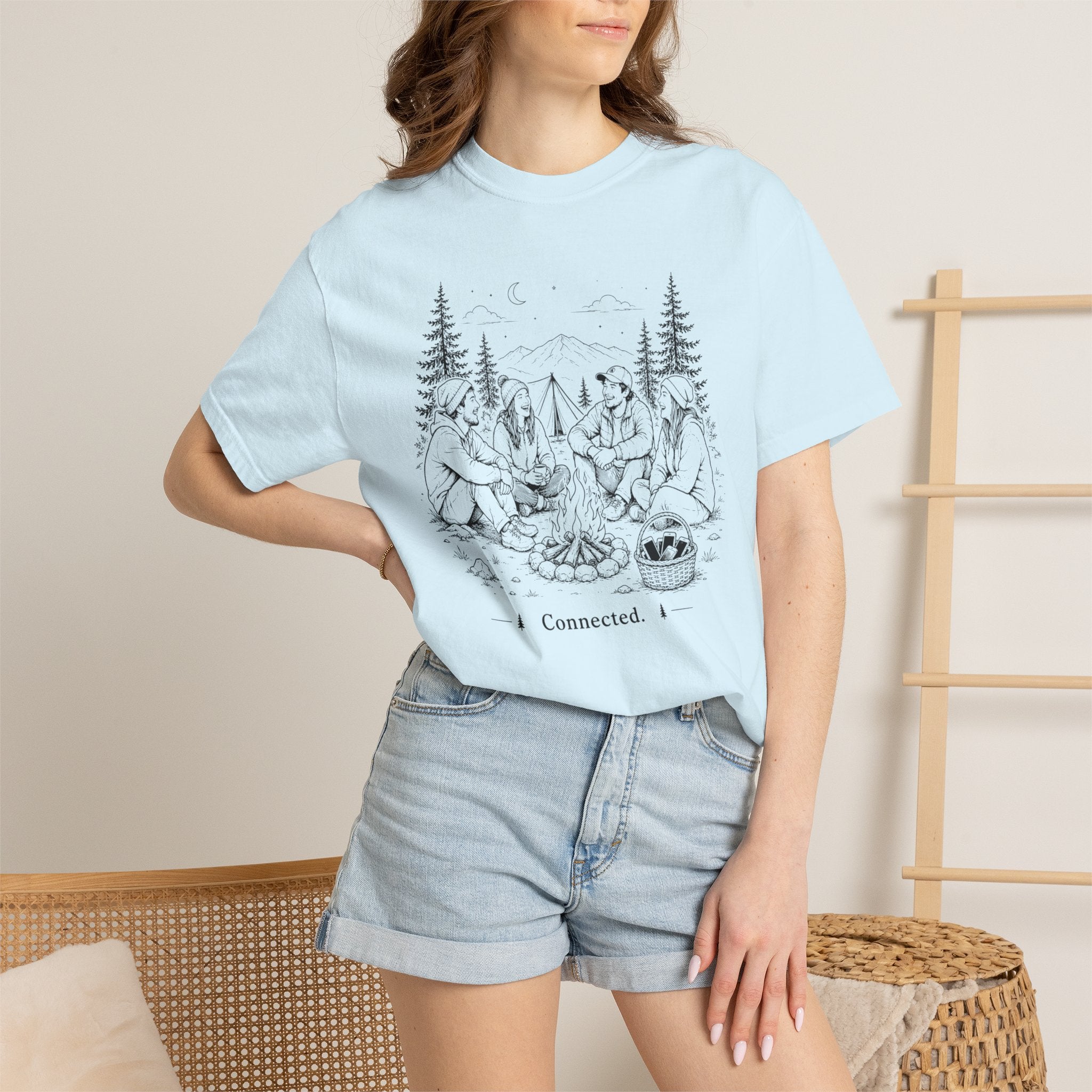Connected - T-Shirt