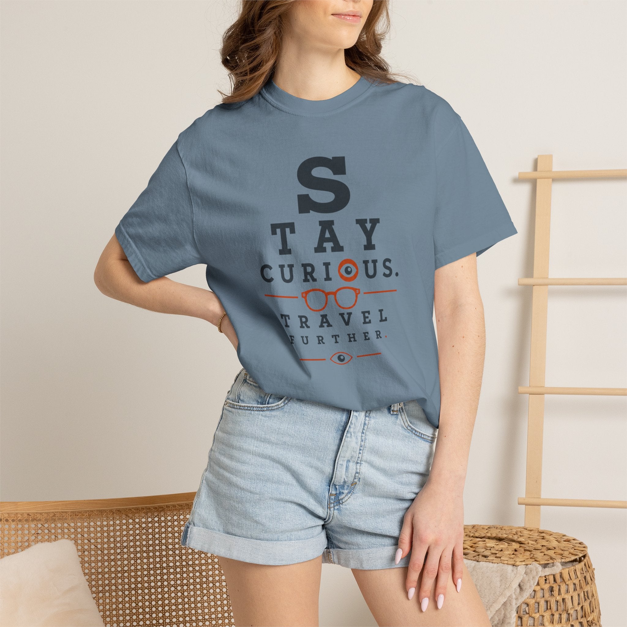 Stay Curious Travel Further - T-Shirt