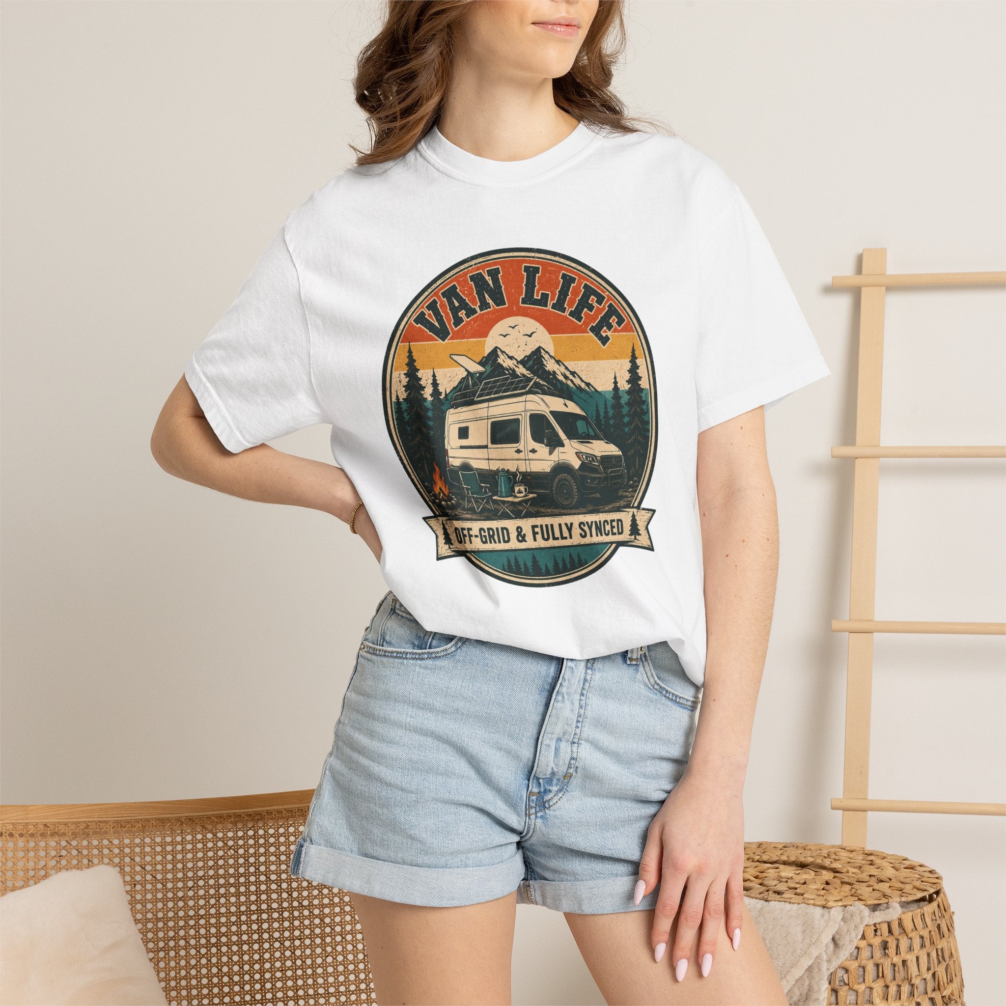 Van Life Offgrid And Fully Synced - T-Shirt