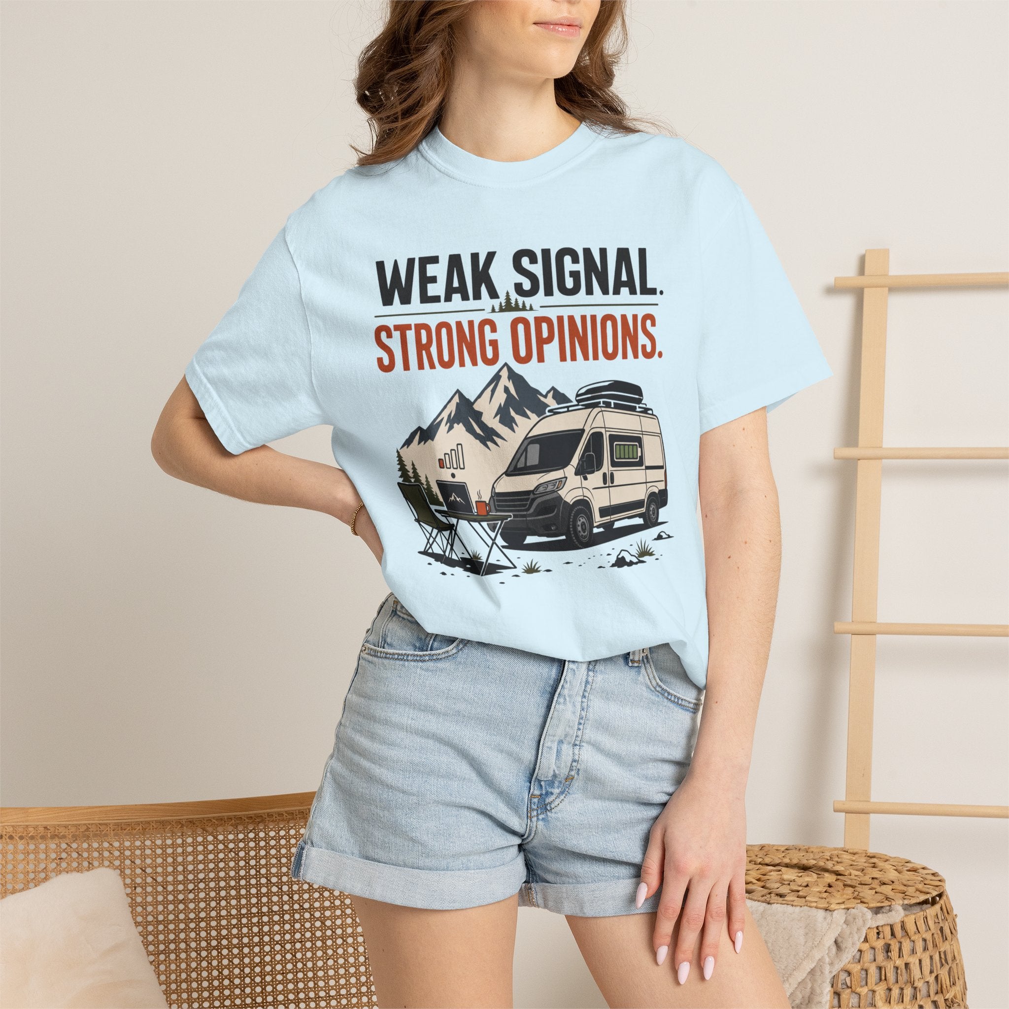Weak Signal Strong Opinions - T-Shirt