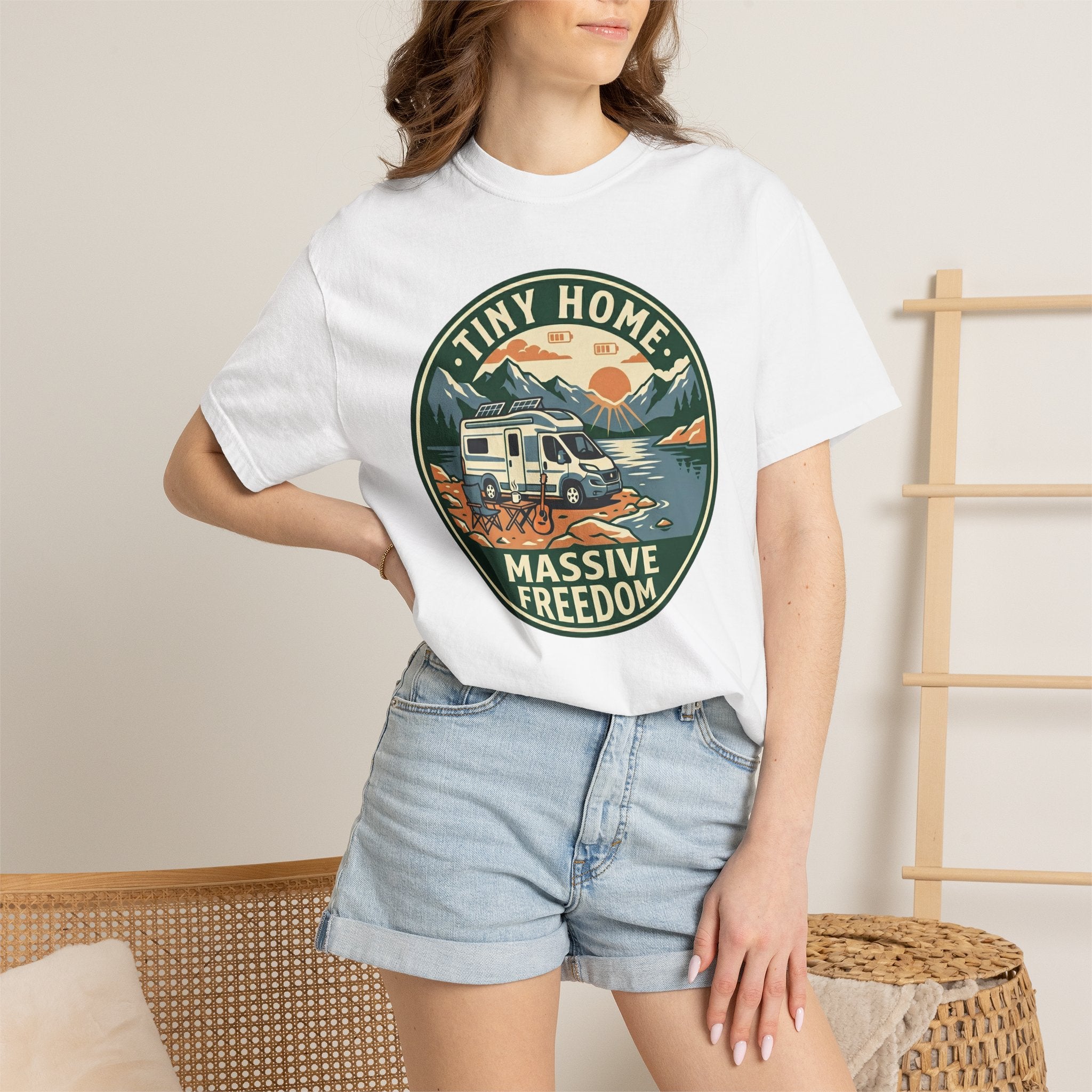 Tiny Home Massive Freedom - T-Shirt