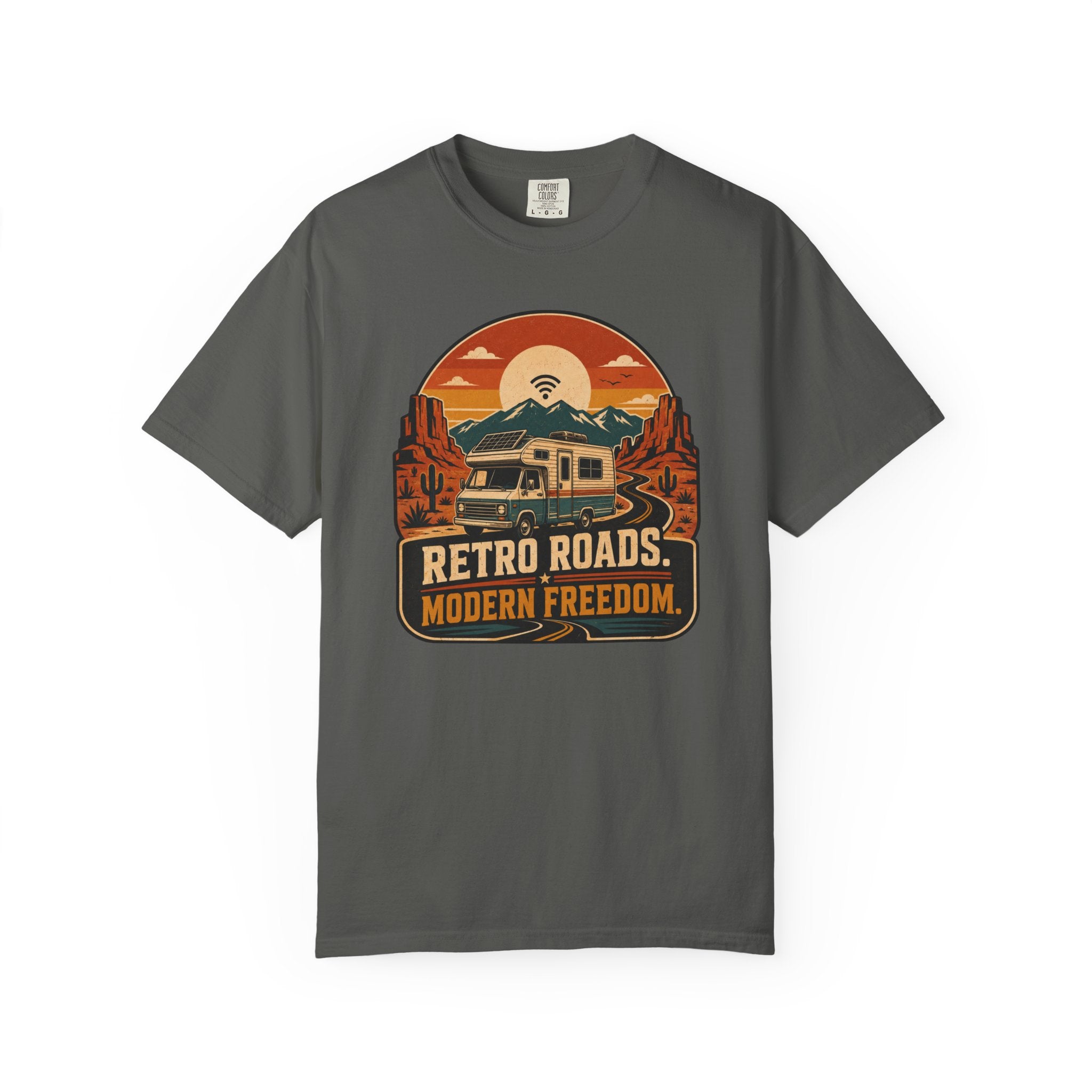 Retro Roads Modern Freedom - T-Shirt