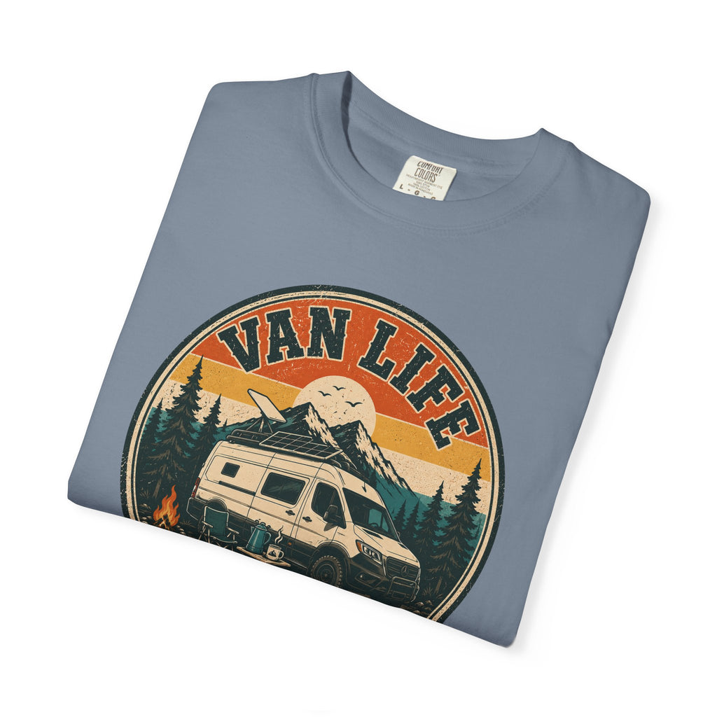 Van Life Offgrid And Fully Synced - T-Shirt