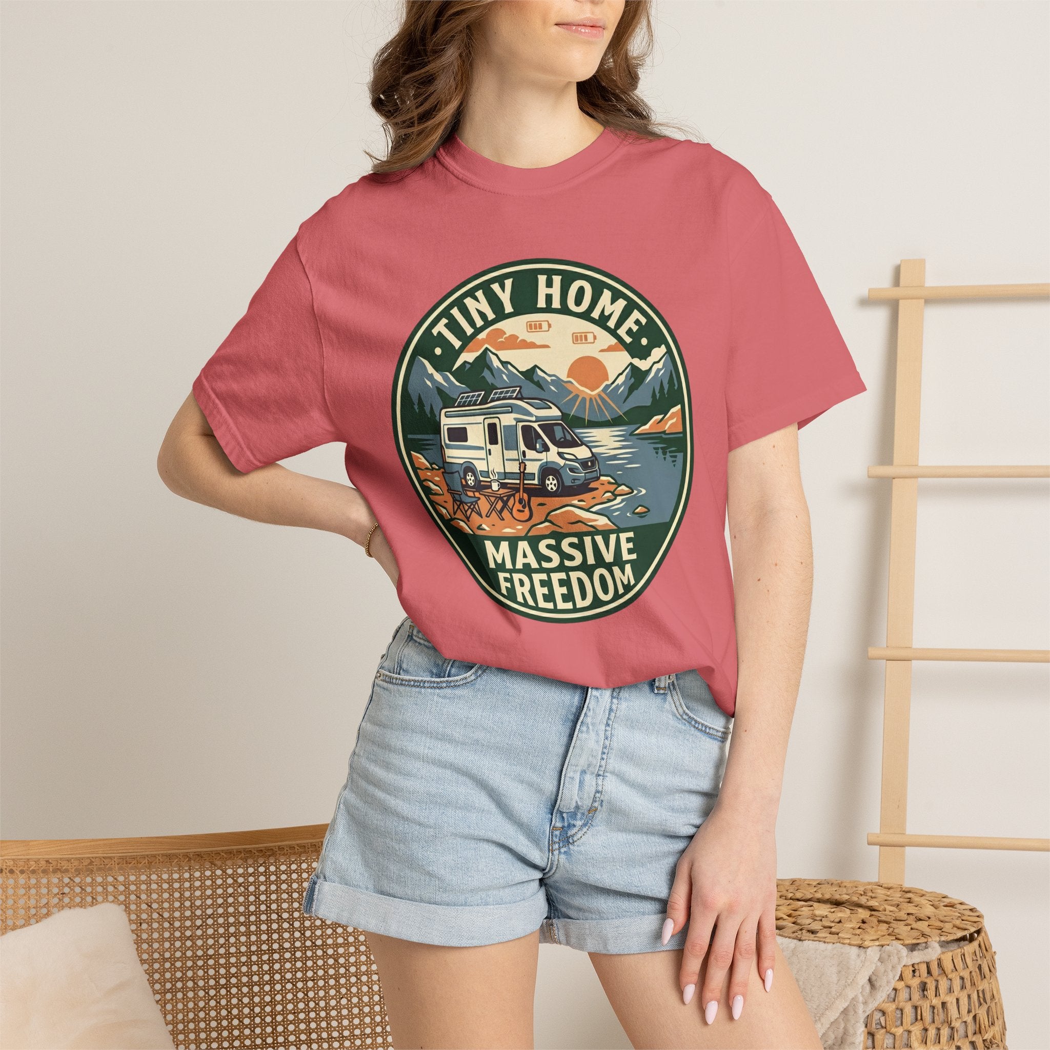 Tiny Home Massive Freedom - T-Shirt
