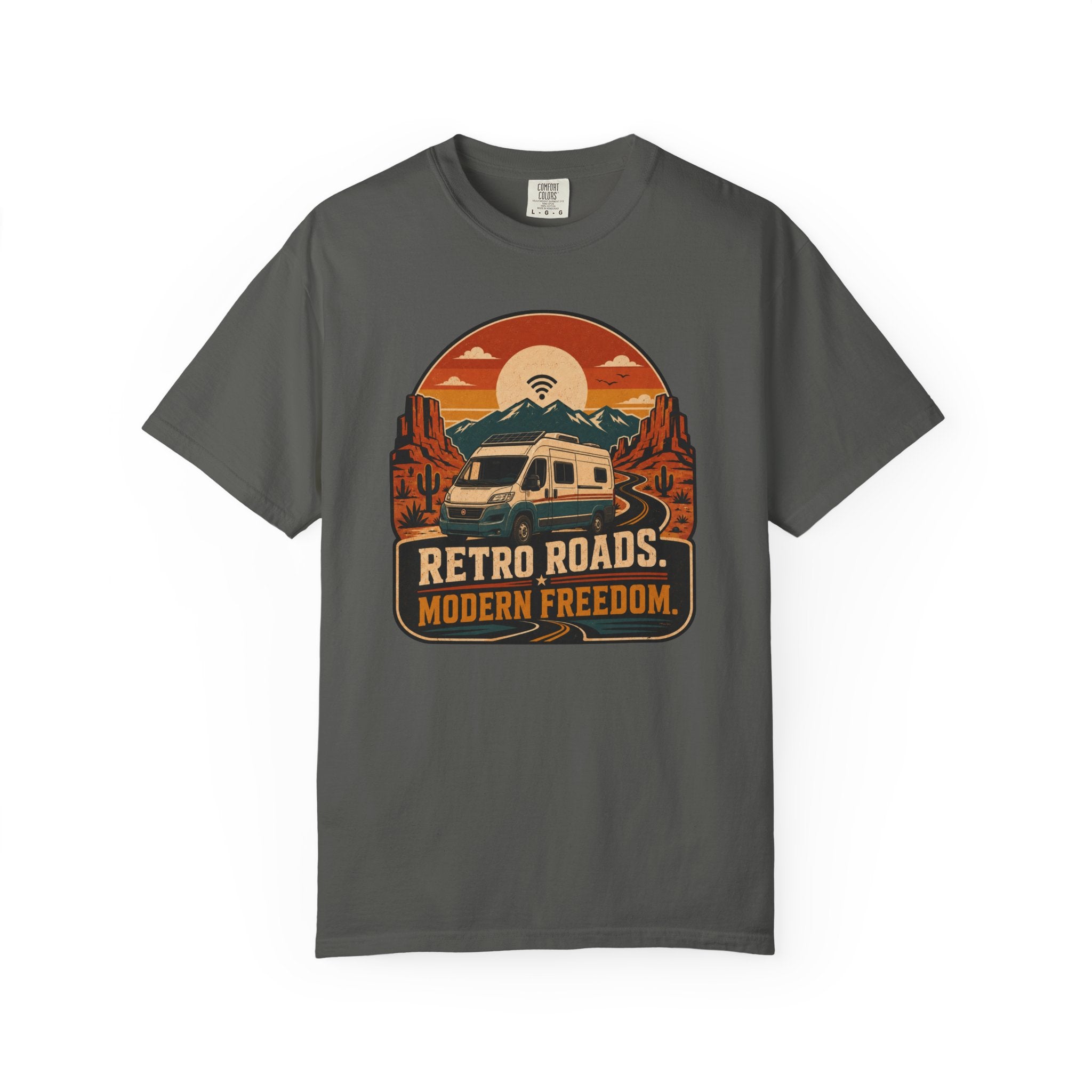 Retro Roads Modern Freedom - T-Shirt