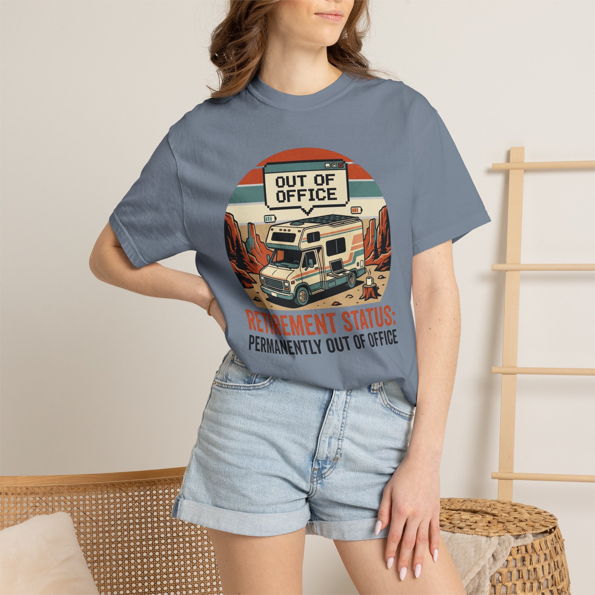 Retirement Status Permanently Out Of Office - T-Shirt