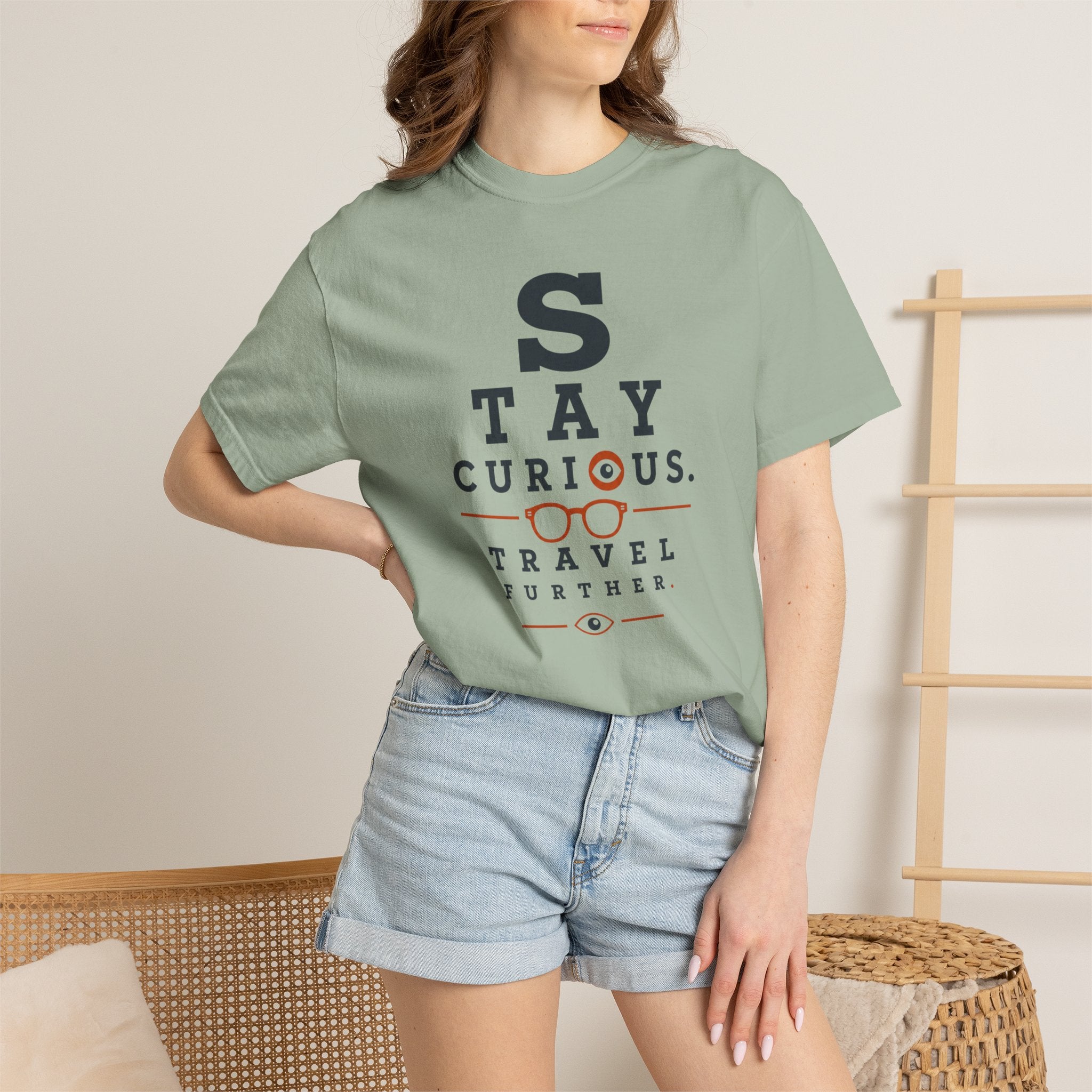 Stay Curious Travel Further - T-Shirt