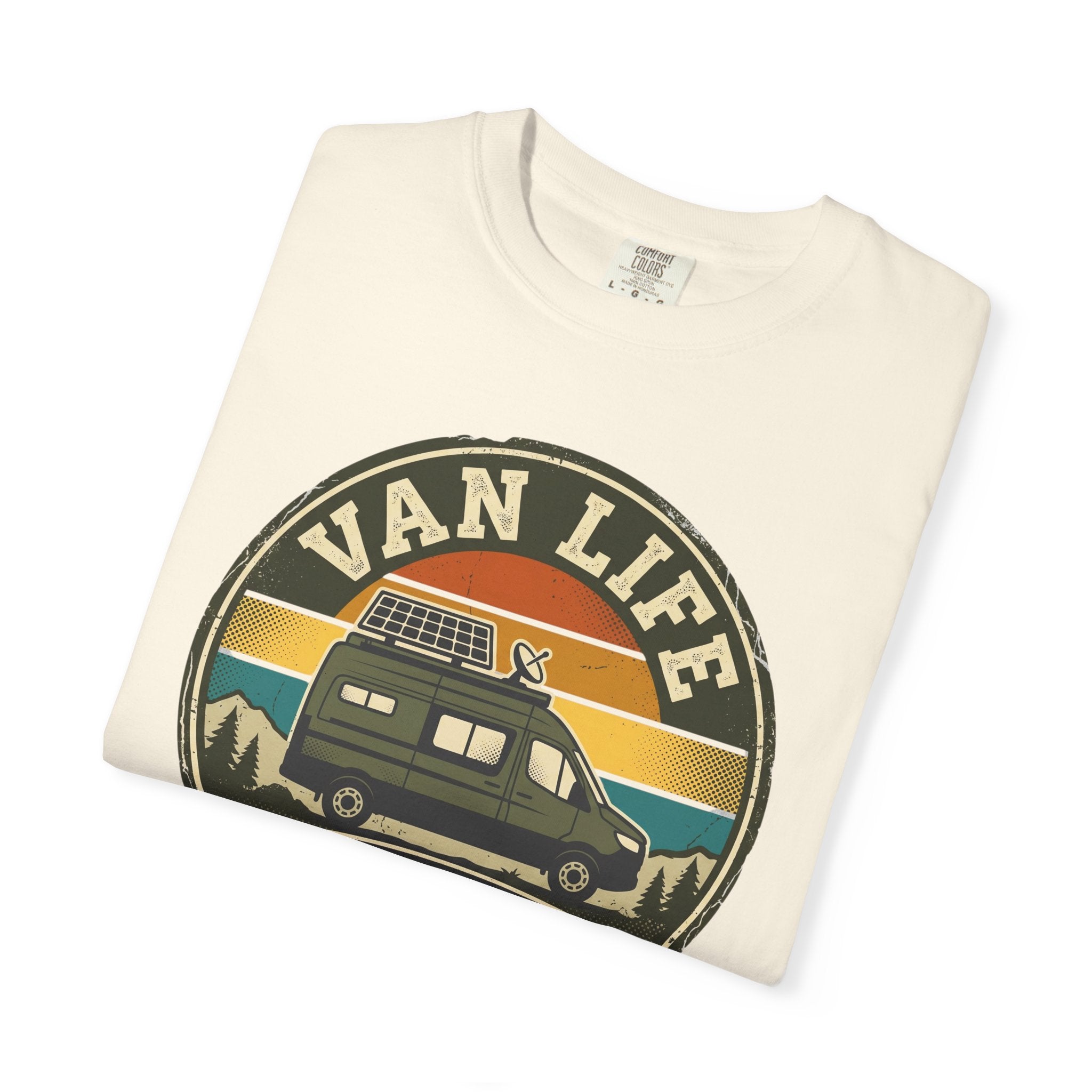 Van Life Offgrid And Fully Synced - T-Shirt
