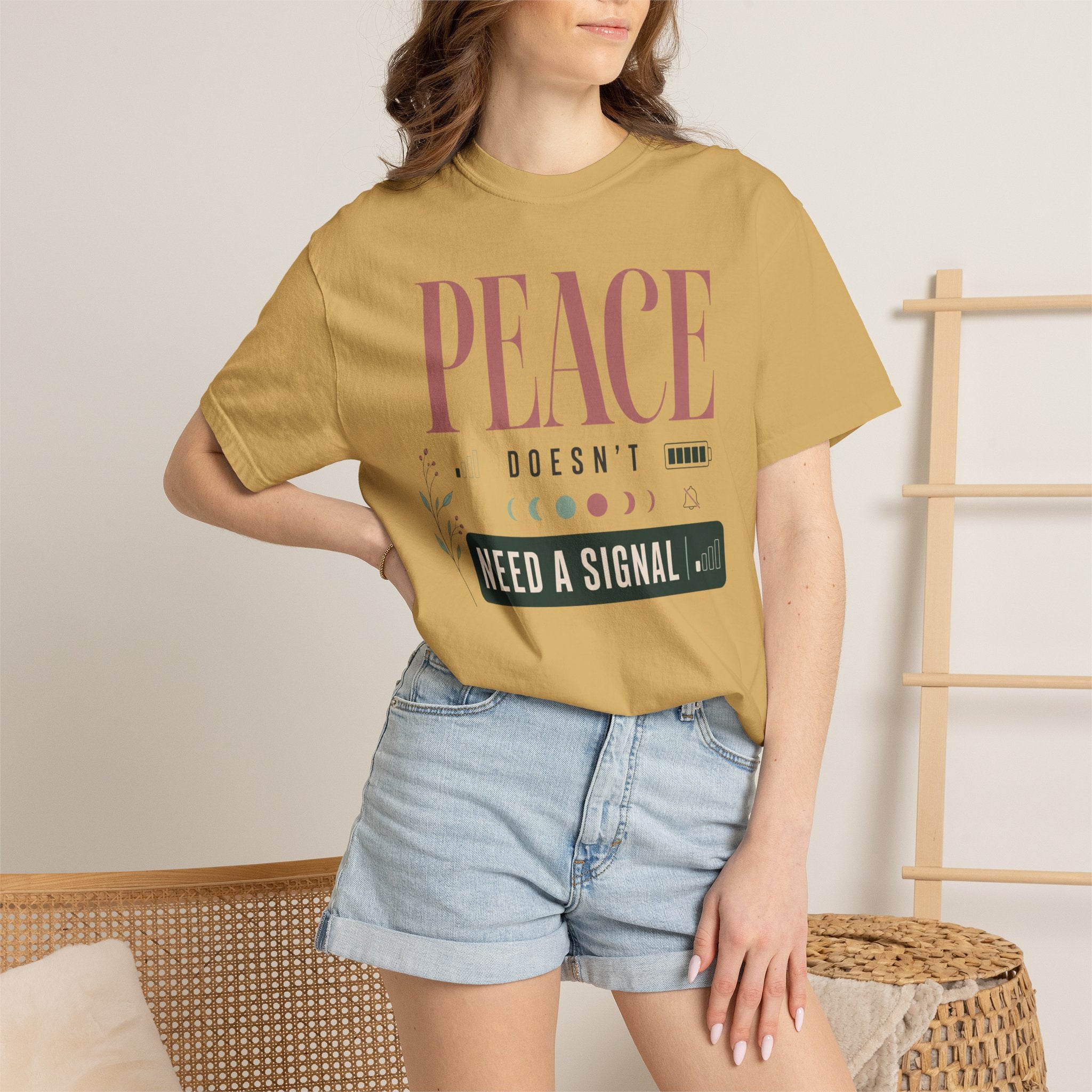 Peace Doesnt Need A Signal - T-Shirt