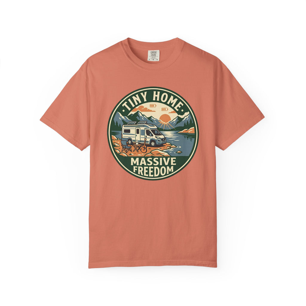 Tiny Home Massive Freedom - T-Shirt