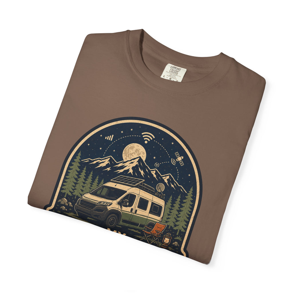 My Smart Home Has Wheels - T-Shirt