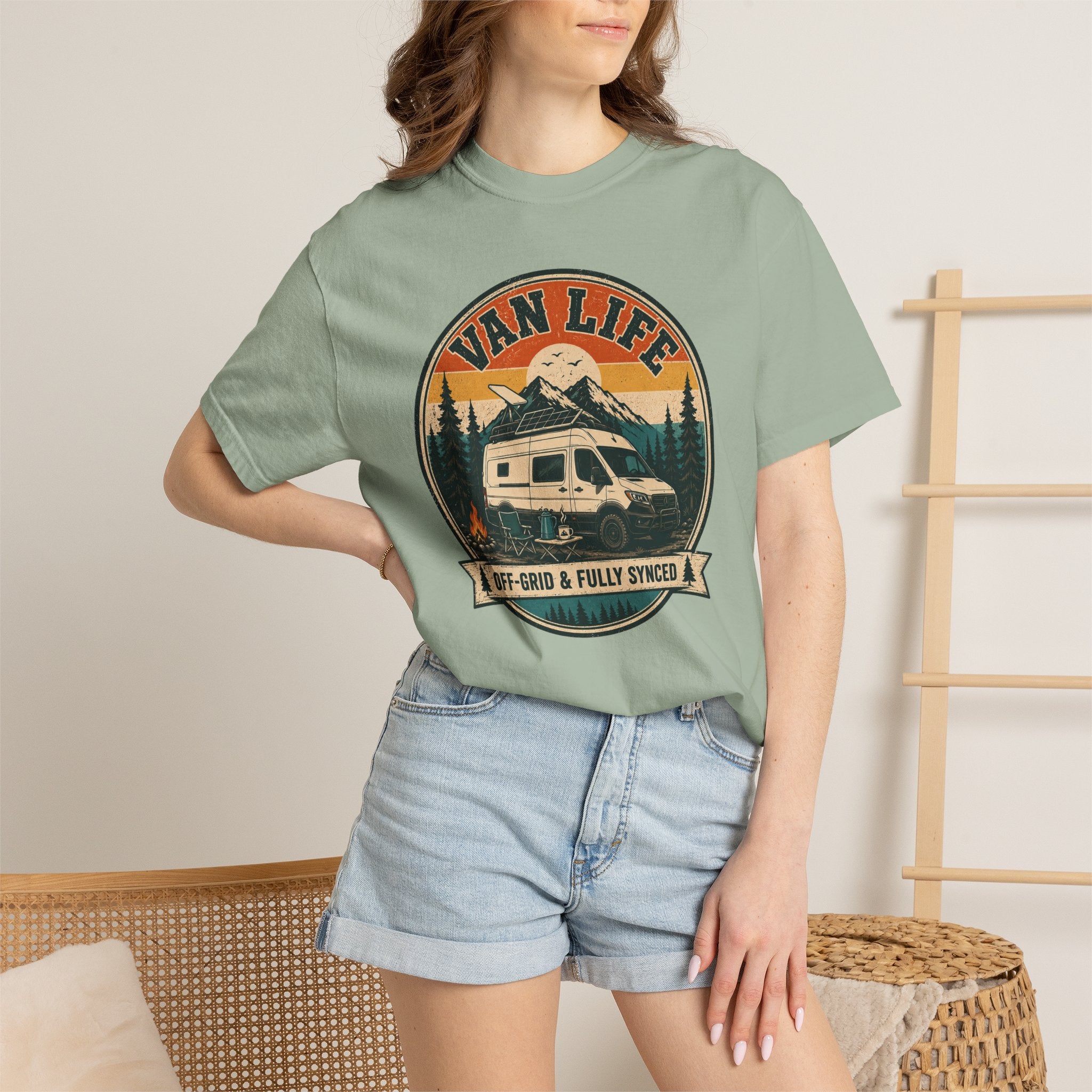 Van Life Offgrid And Fully Synced - T-Shirt