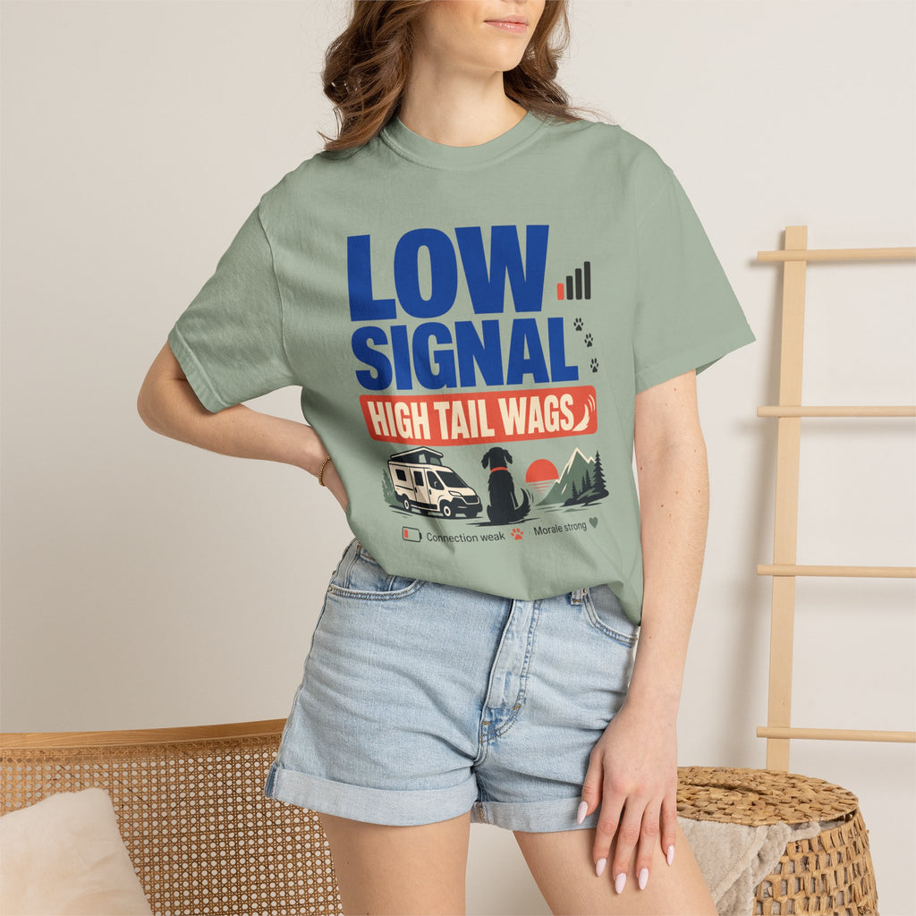 Low Signal High Tail Wags - T-Shirt