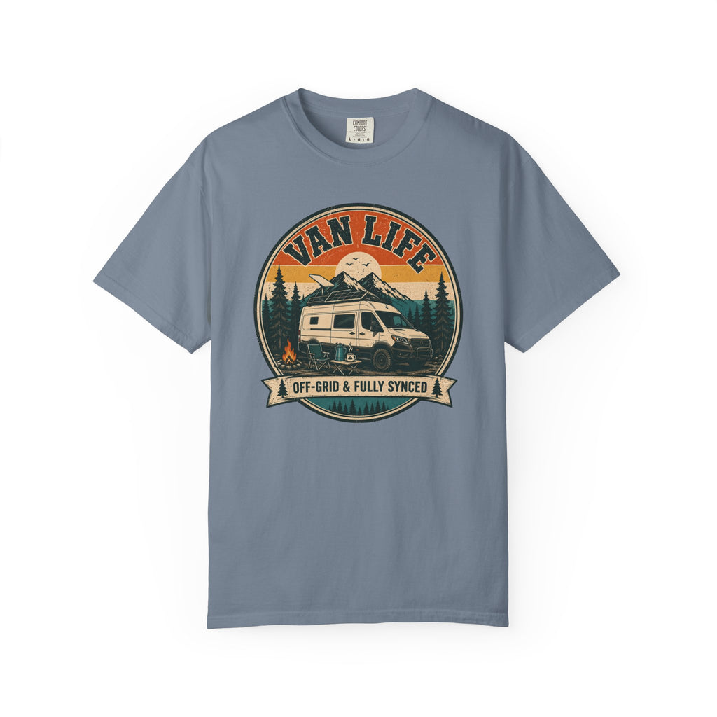 Van Life Offgrid And Fully Synced - T-Shirt