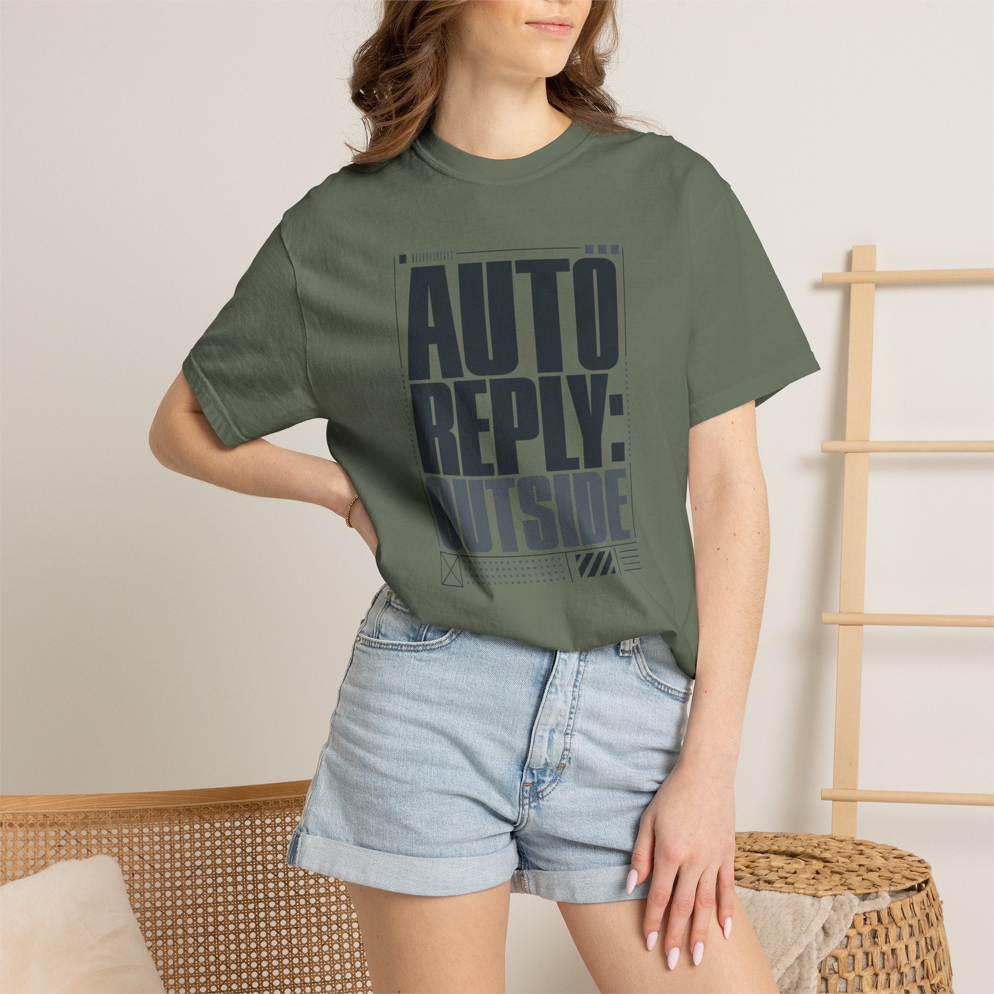 Auto Reply Outside - T-Shirt