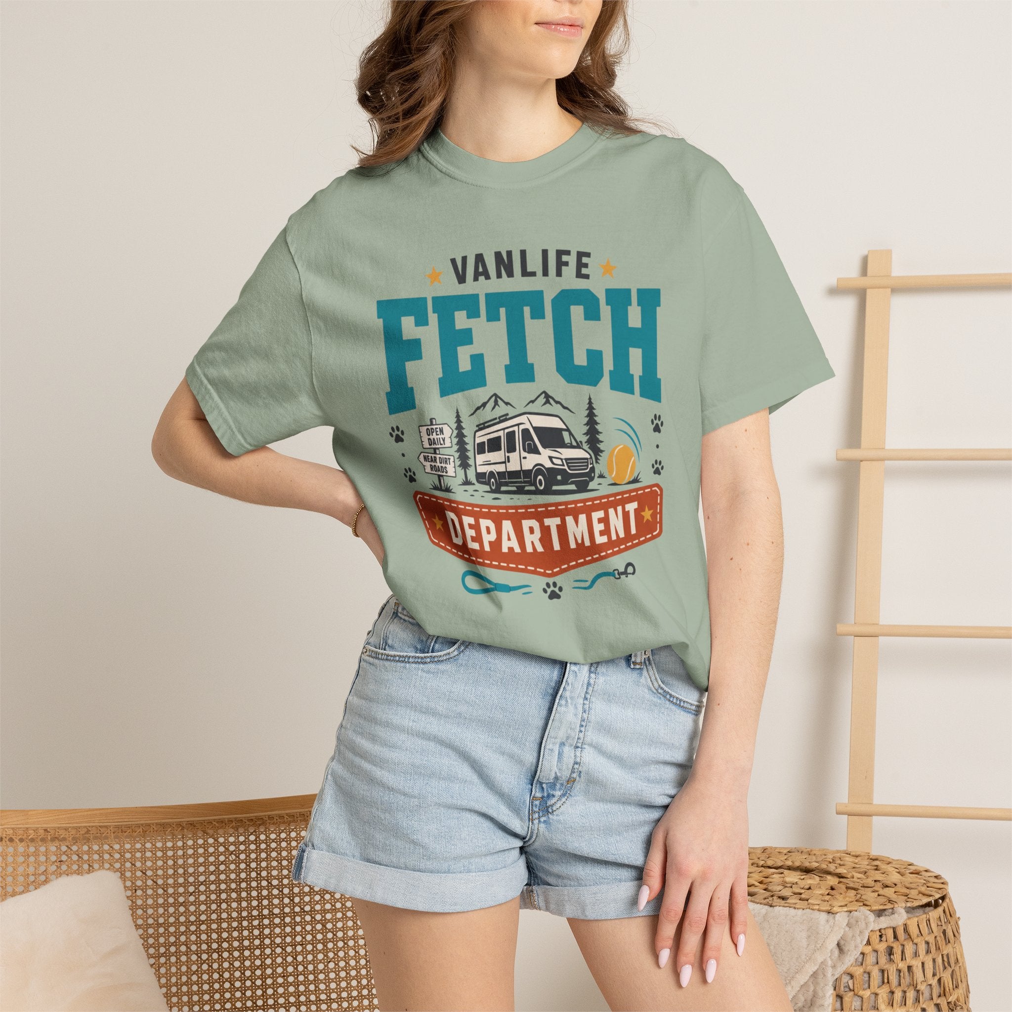 Vanlife Fetch Department - T-Shirt