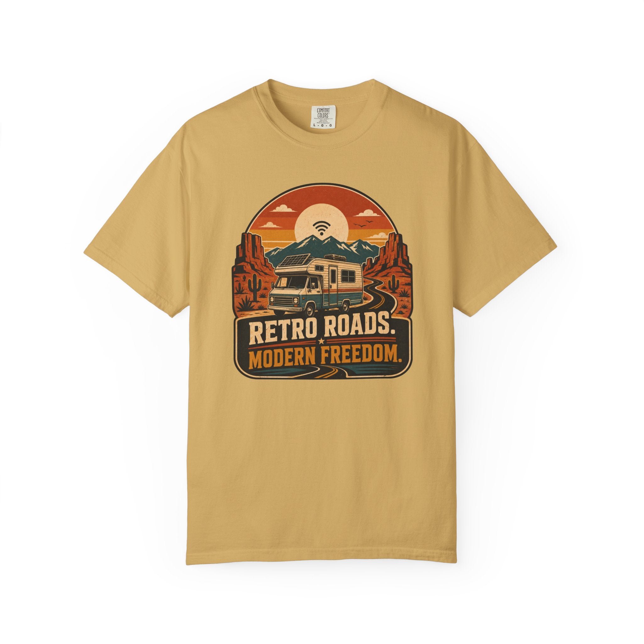 Retro Roads Modern Freedom - T-Shirt
