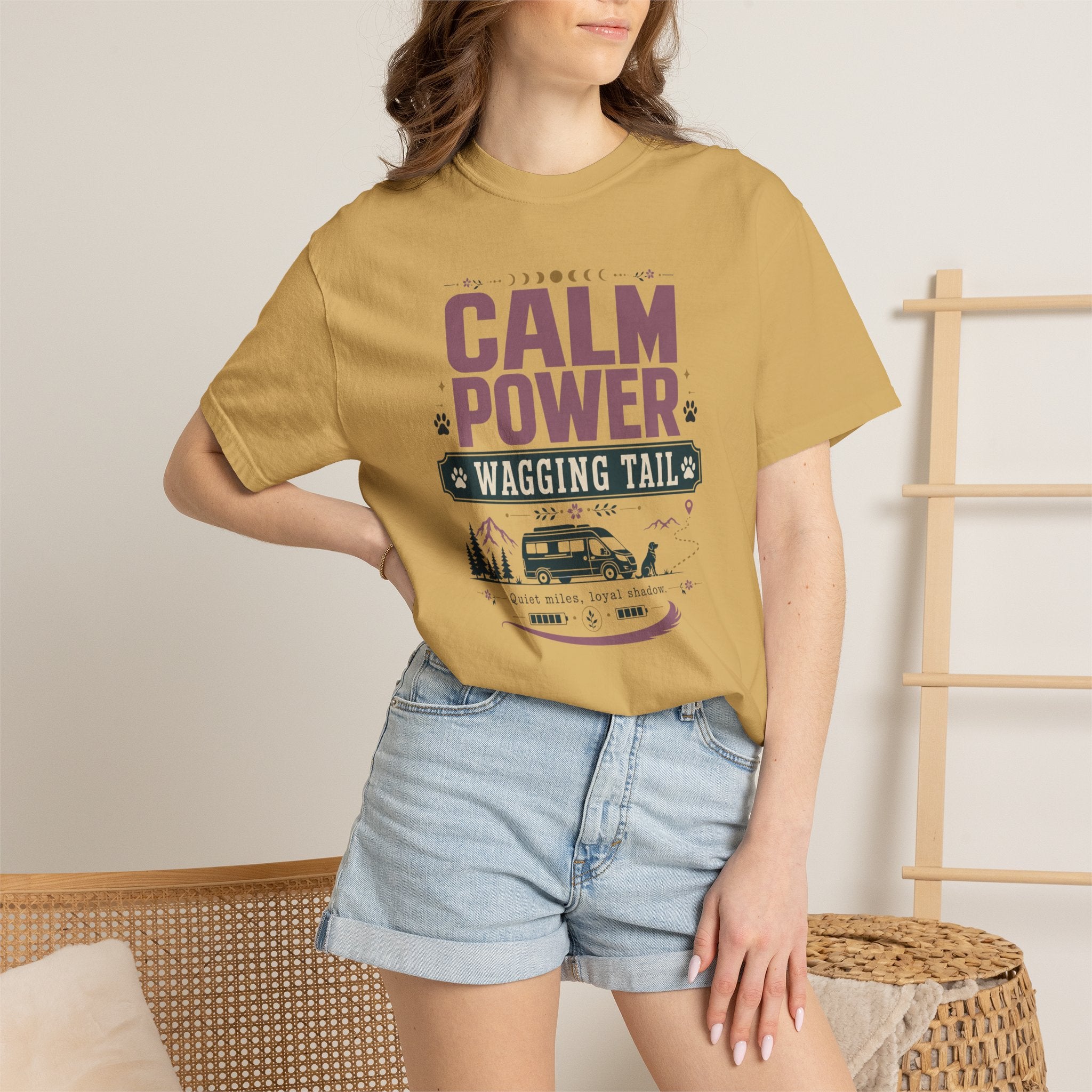 Calm Power Wagging Tail - T-Shirt