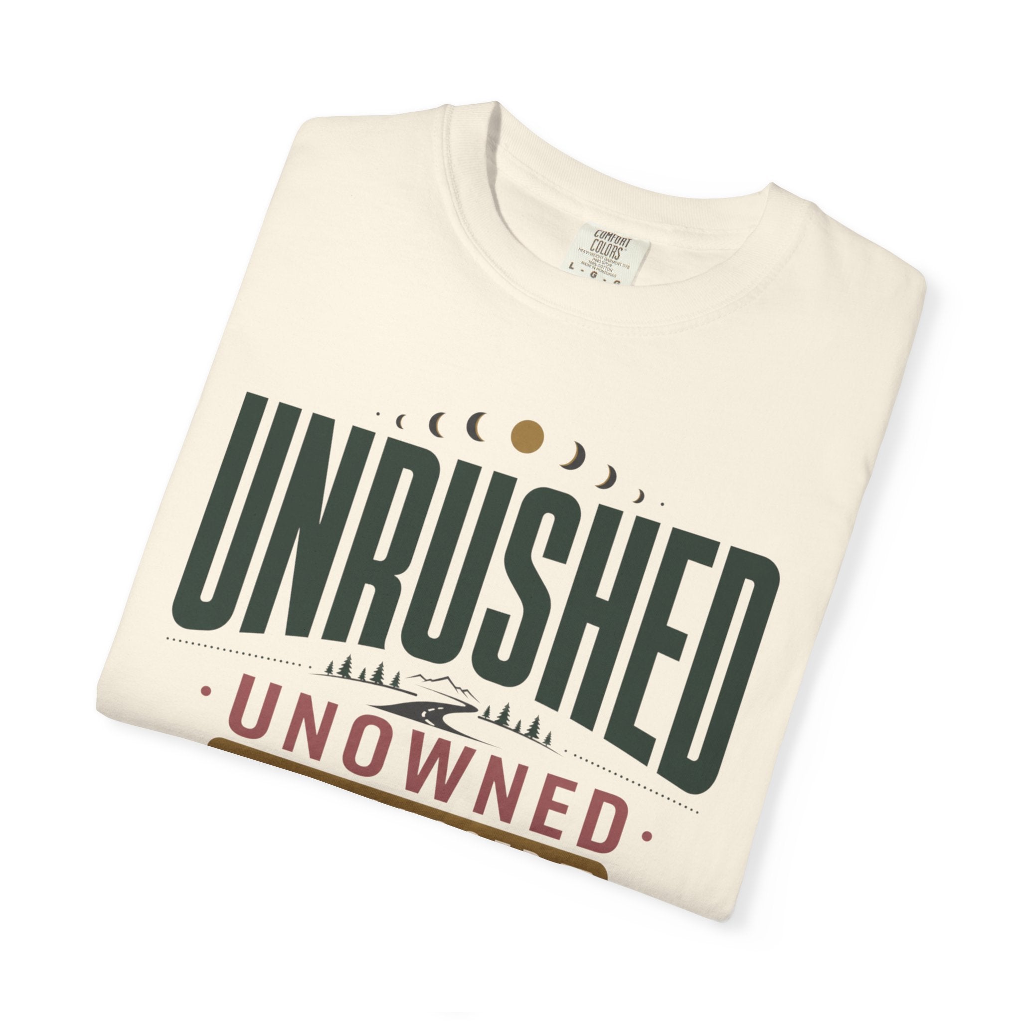 Unrushed Unowned Unplugged - T-Shirt
