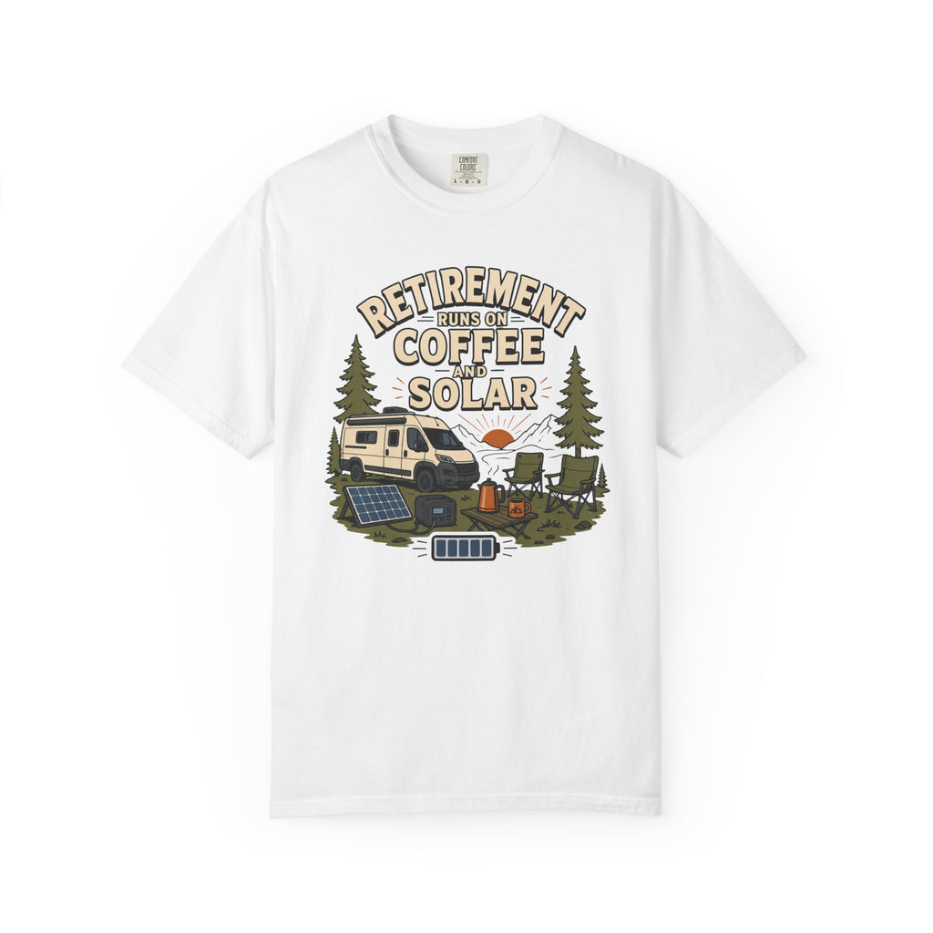 Retirement Runs On Coffee And Solar - T-Shirt