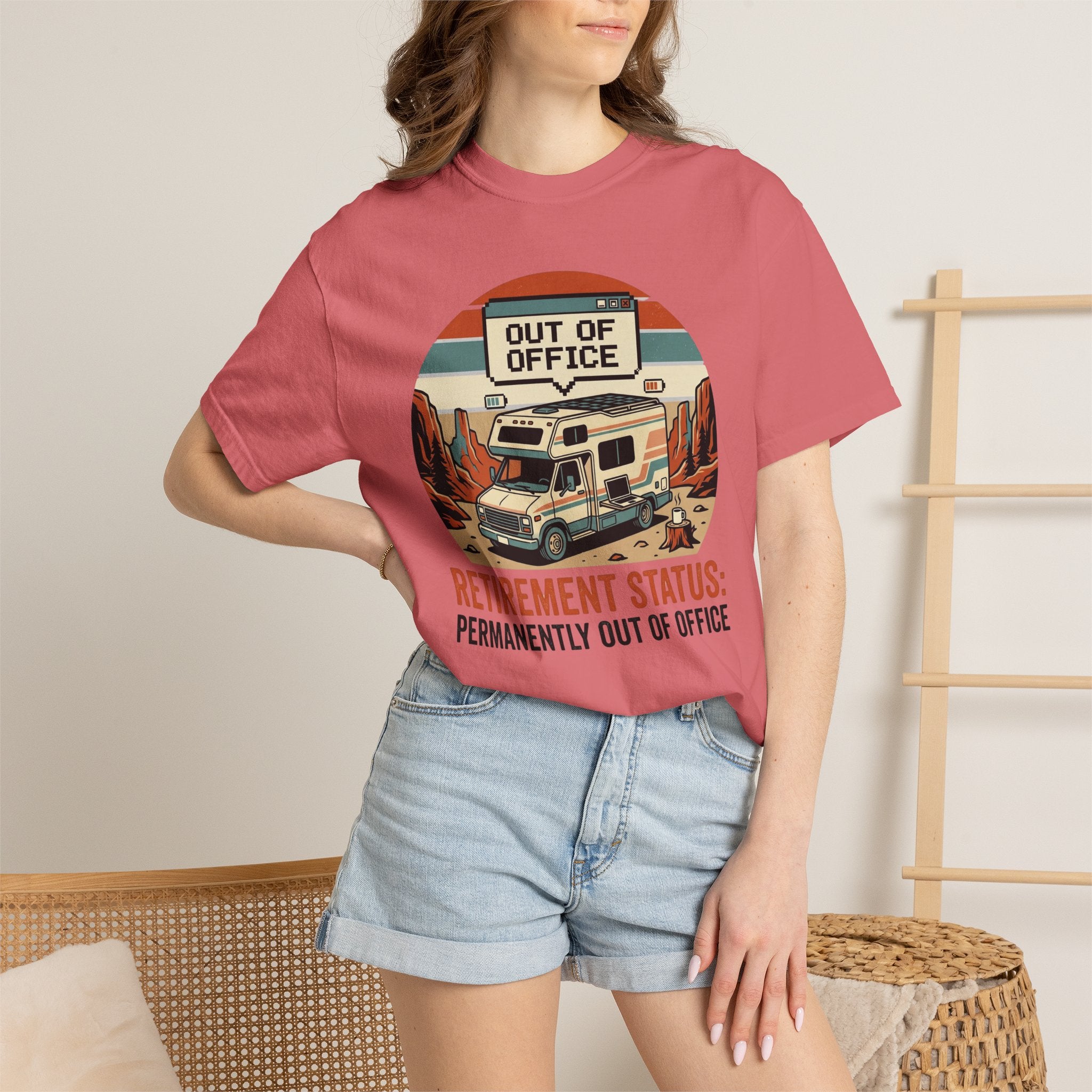 Retirement Status Permanently Out Of Office - T-Shirt