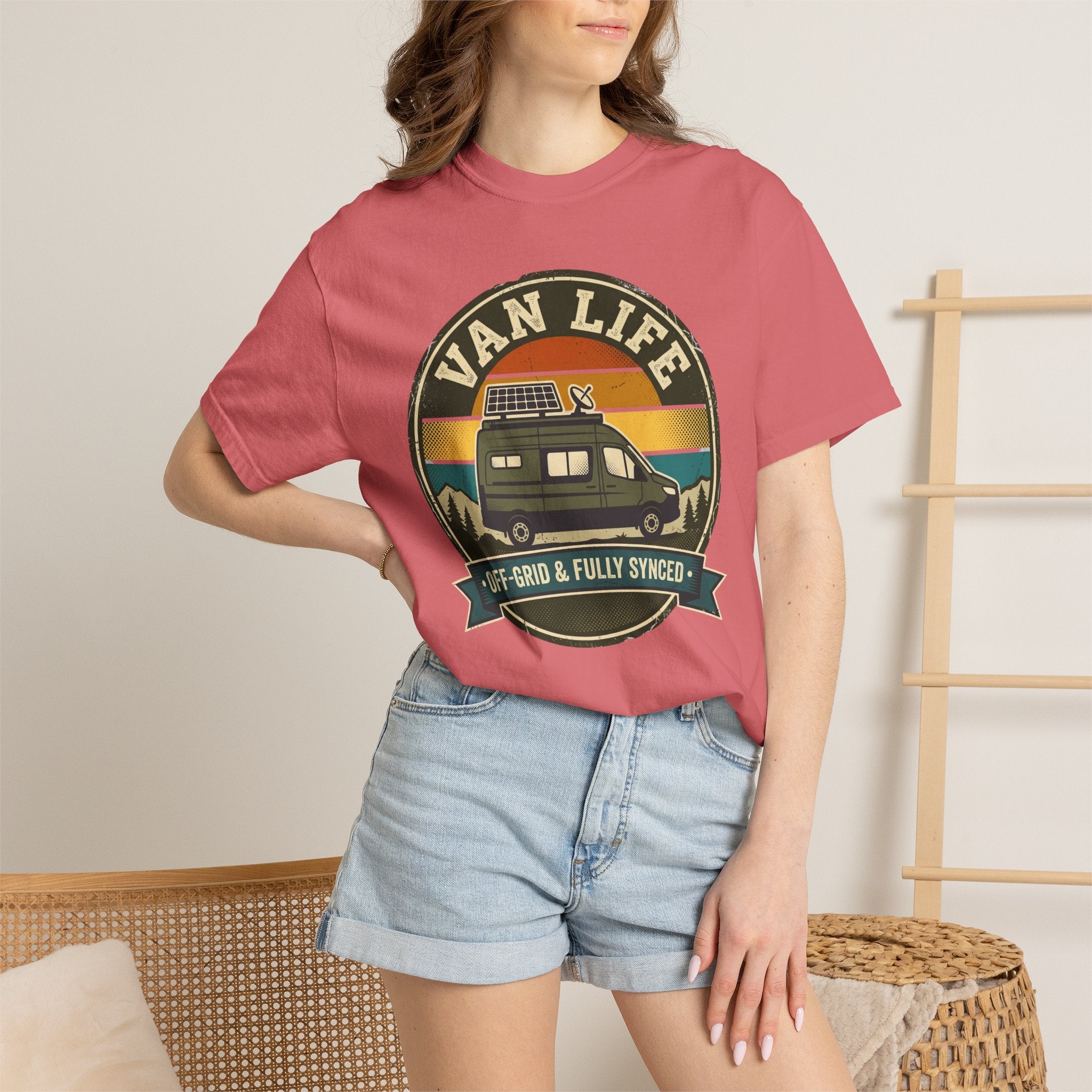 Van Life Offgrid And Fully Synced - T-Shirt