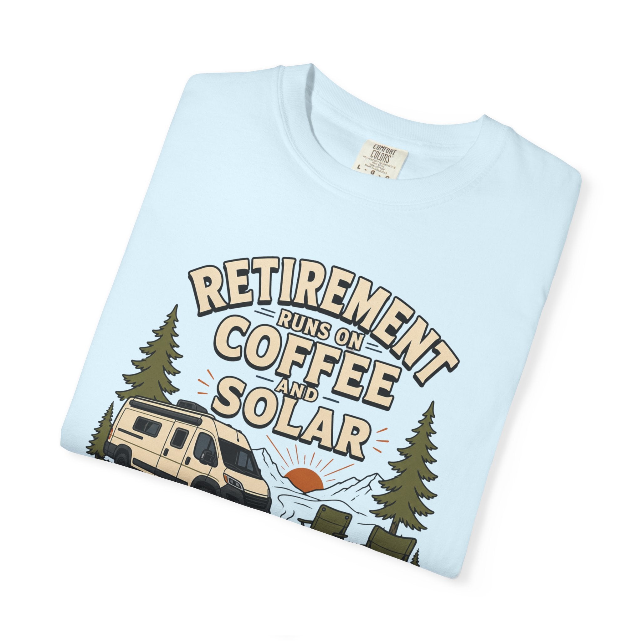 Retirement Runs On Coffee And Solar - T-Shirt