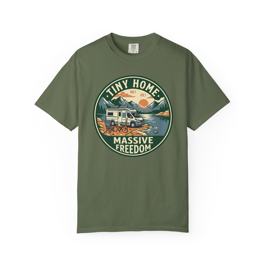 Tiny Home Massive Freedom - T-Shirt