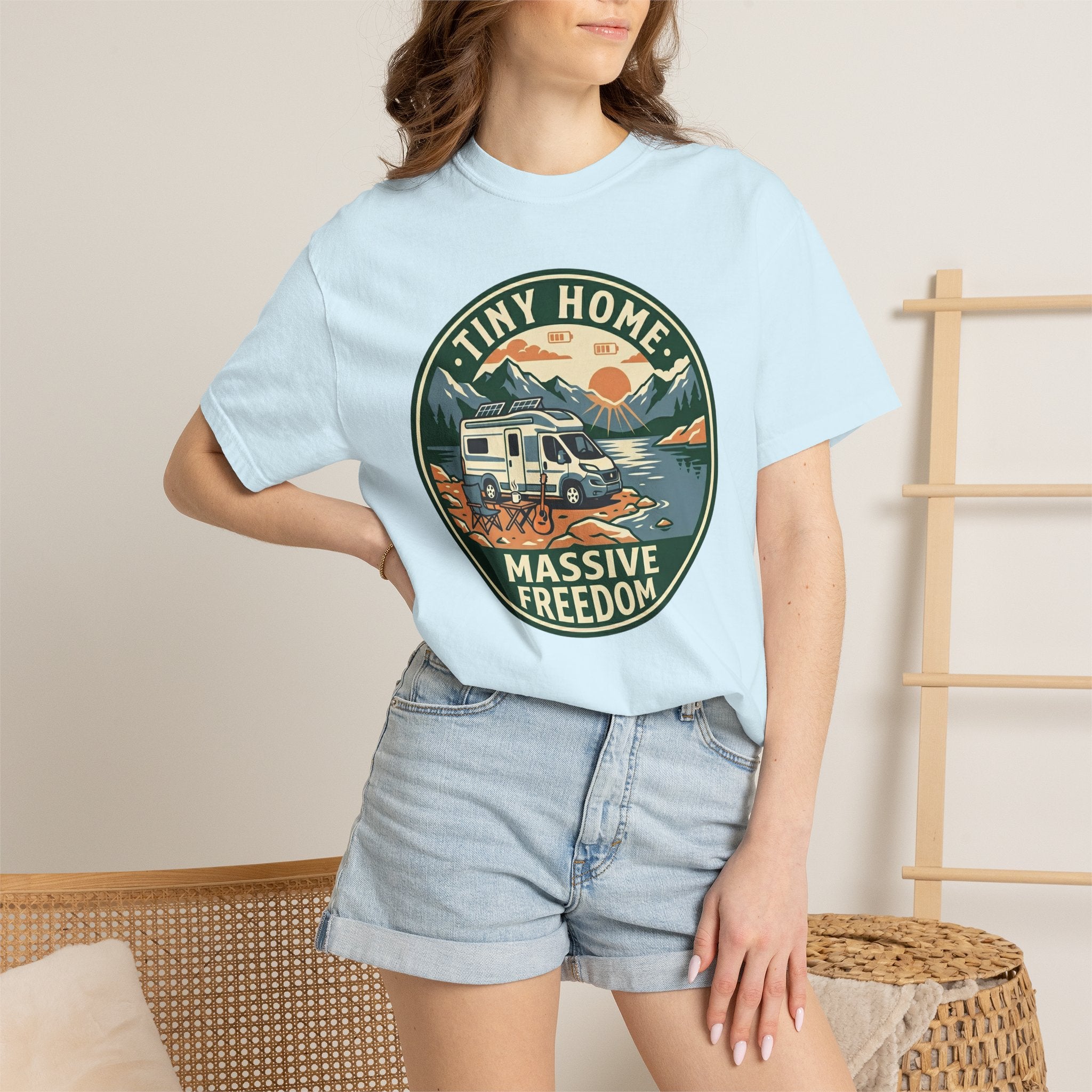 Tiny Home Massive Freedom - T-Shirt