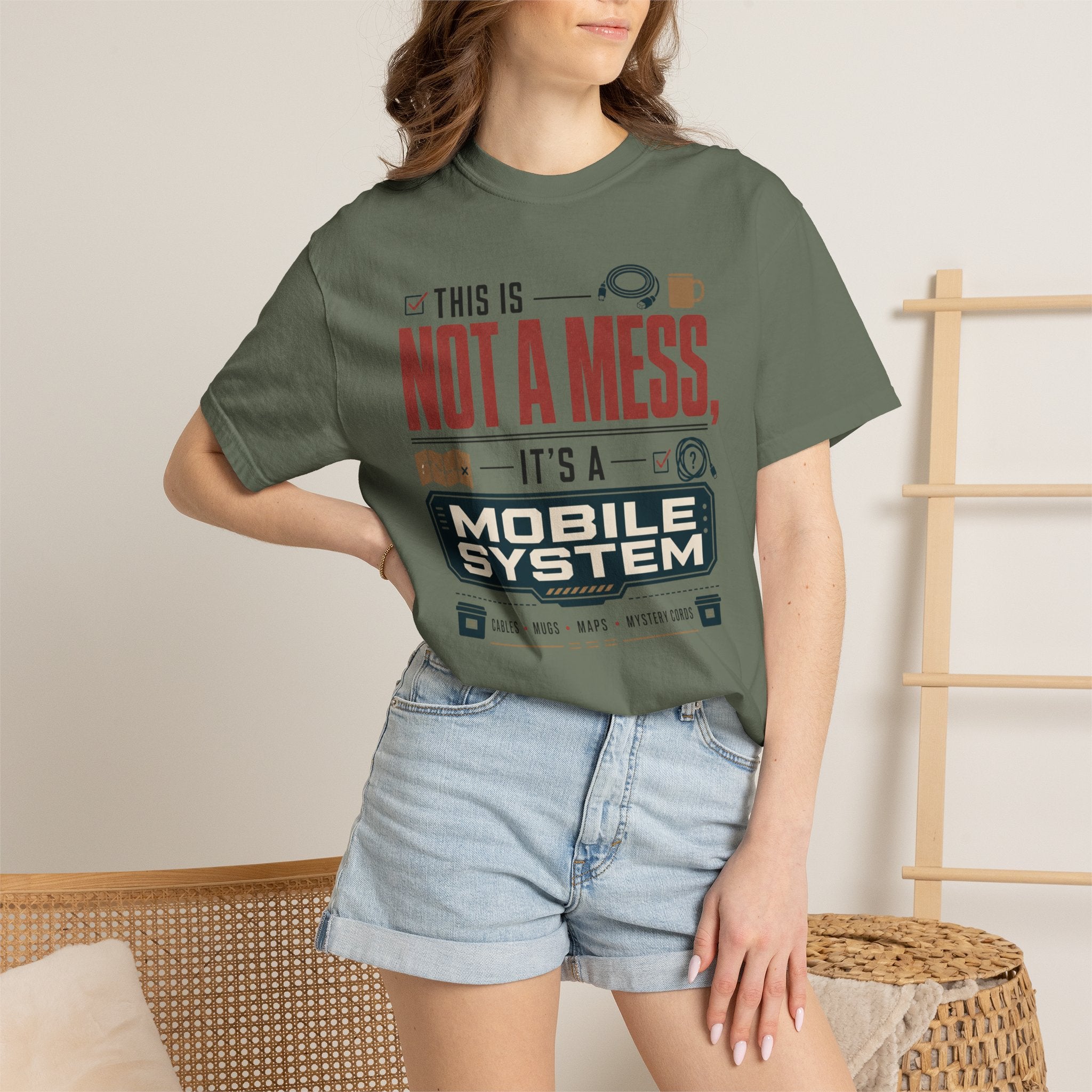 This Is Not A Mess ItS A Mobile System - T-Shirt