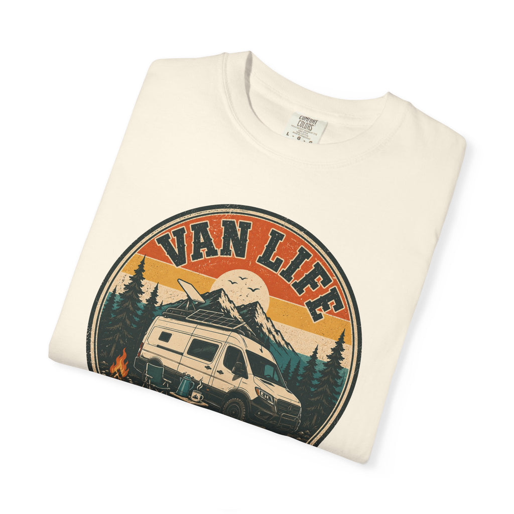 Van Life Offgrid And Fully Synced - T-Shirt