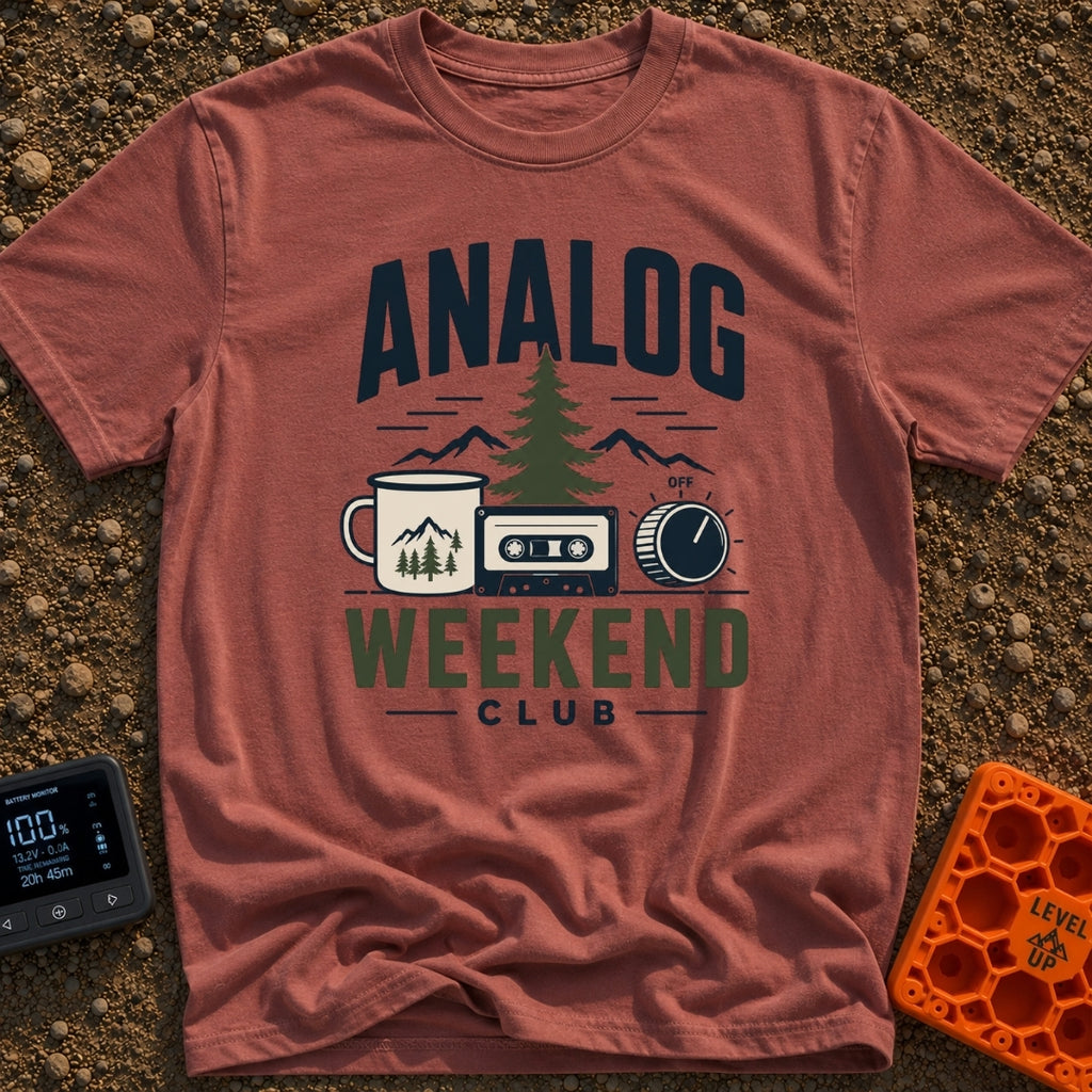 Analog State Of Mind - T-Shirt in Brick - A graphic design featuring the text "ANALOG WEEKEND CLUB" surrounding an...