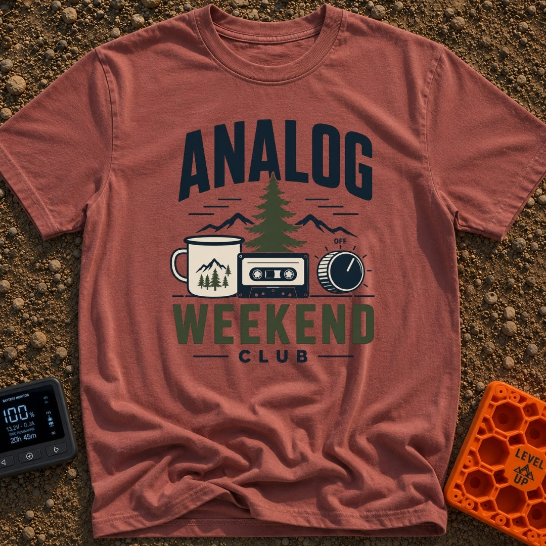 Analog State Of Mind - T-Shirt in Brick - A graphic design featuring the text "ANALOG WEEKEND CLUB" surrounding an...