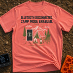 Bluetooth Off Camp On - T-Shirt in Watermelon - A line-art illustration of a smartphone displaying a crossed-out...