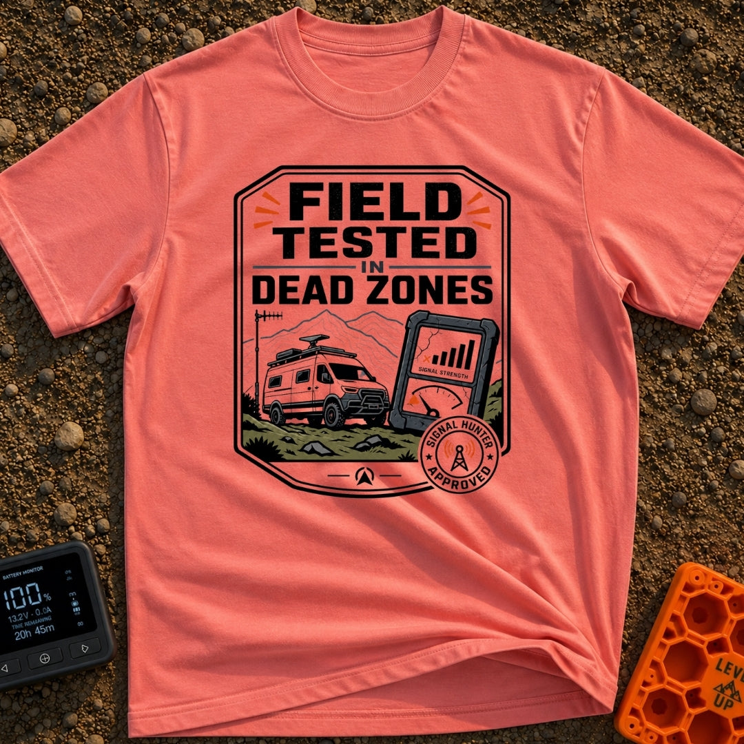 Tested In Dead Zones - T-Shirt in Watermelon - A badge-style illustration showing a white camper van with roof antennas...