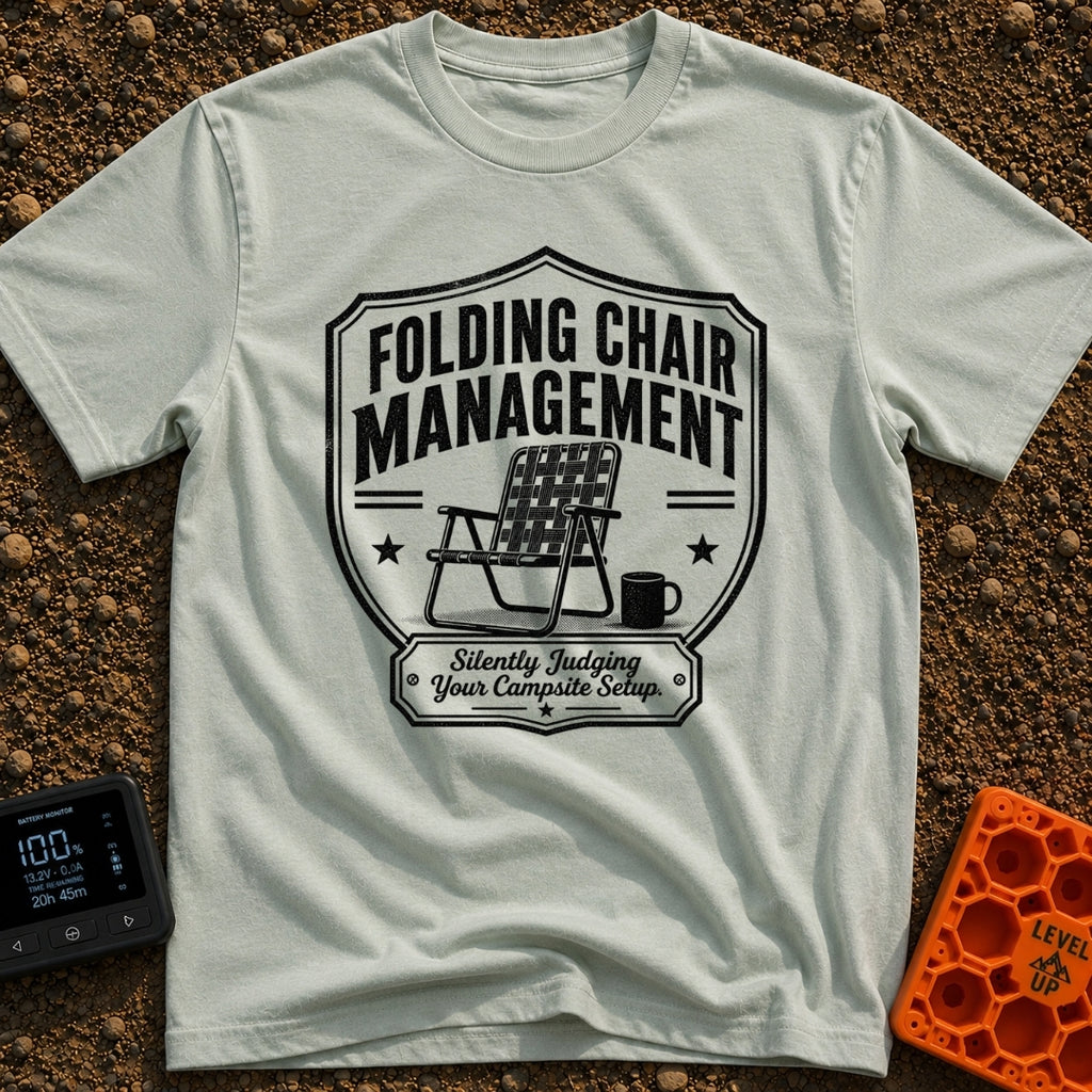 Chief Folding Officer - T-Shirt in Bay - A black-and-white badge graphic featuring a vintage webbed folding camp chair...