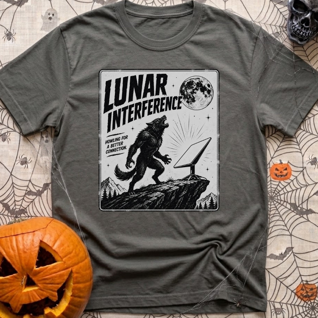 Bad Moon Reception - T-Shirt in Pepper - A black and white distressed illustration of a werewolf standing on a rocky...