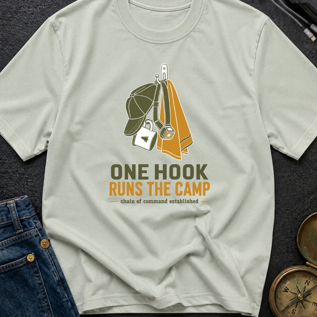 One Hook Runs The Camp - T-Shirt
